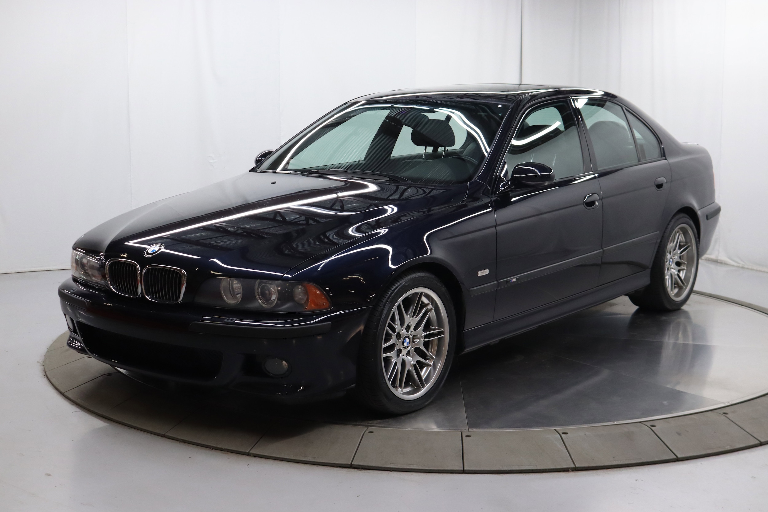 2001 BMW M5 4
