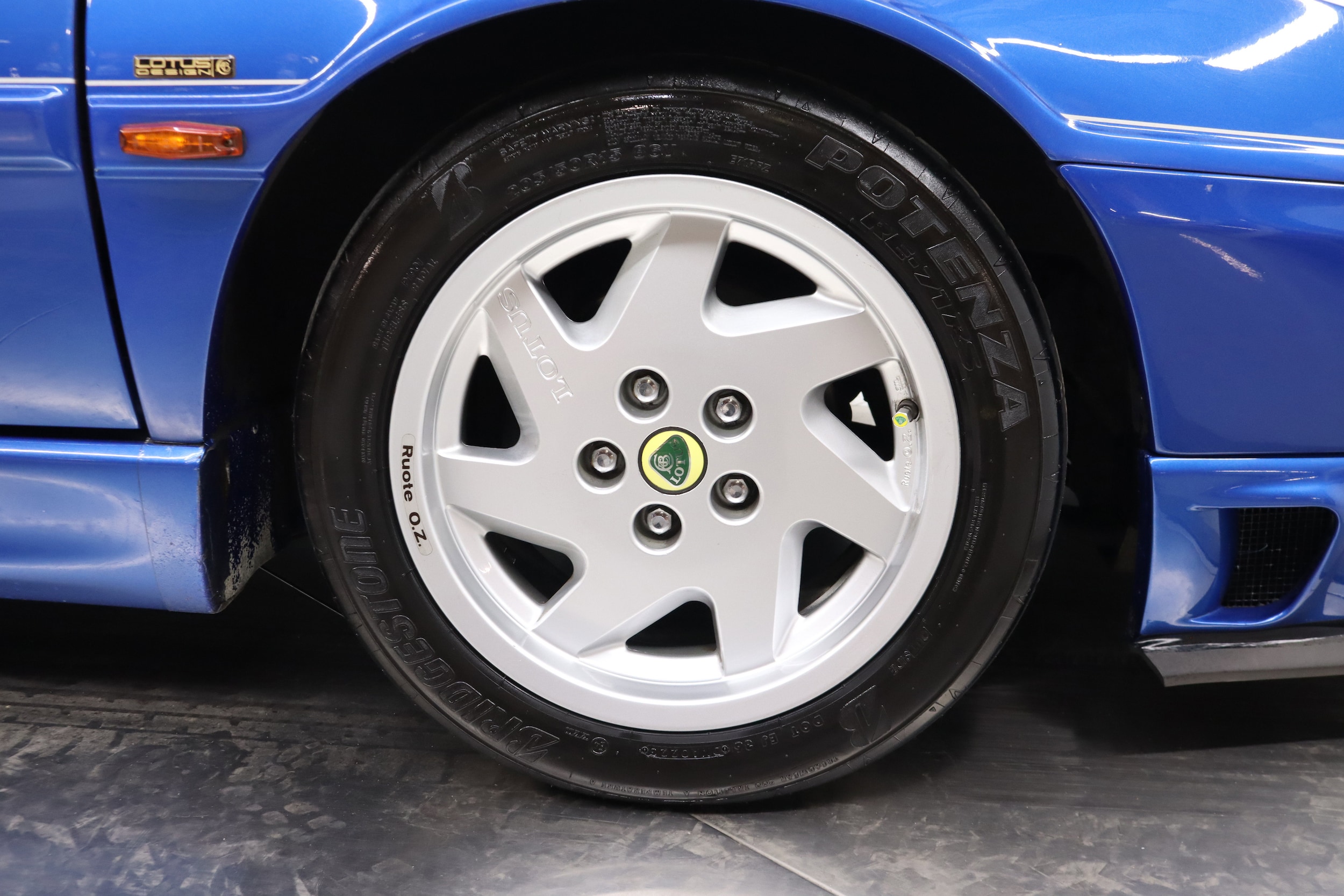 1990 Lotus Espirit Turbo SE 32