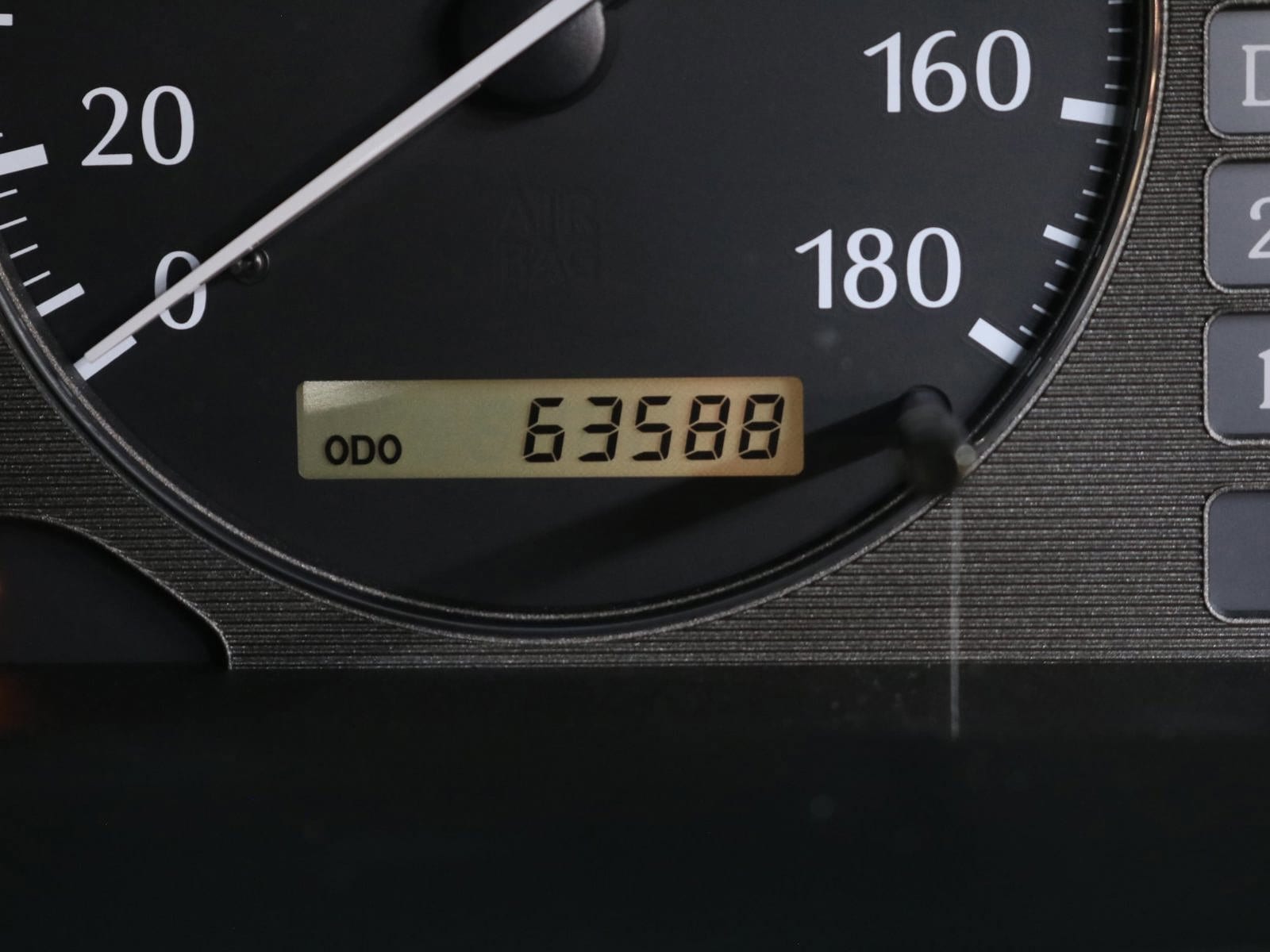 1998 Nissan Cima 44