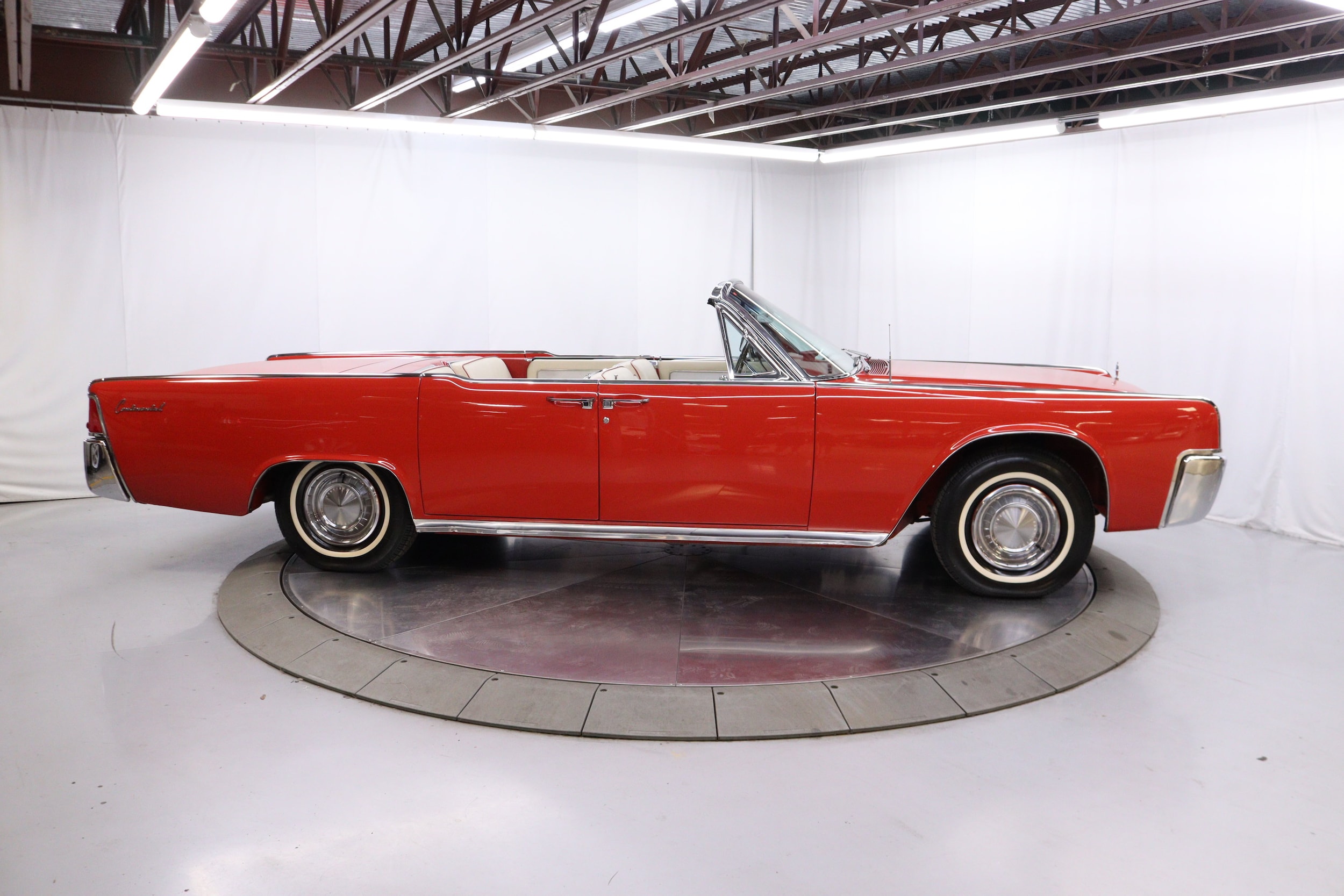 1963 Lincoln Continental 14