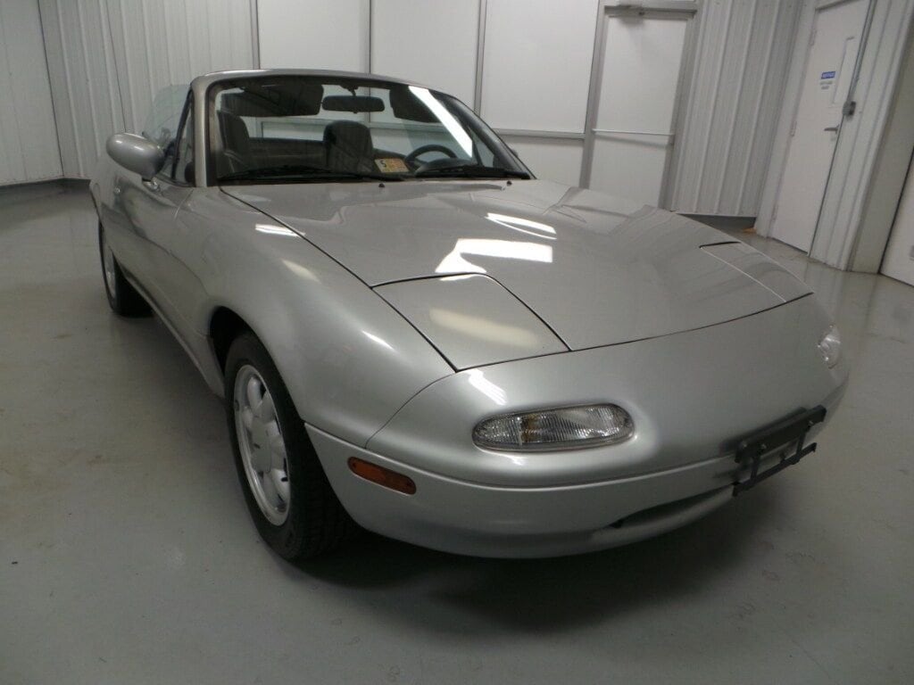 Used 1990 Mazda MX-5 Miata For Sale at Duncan Imports and Classic