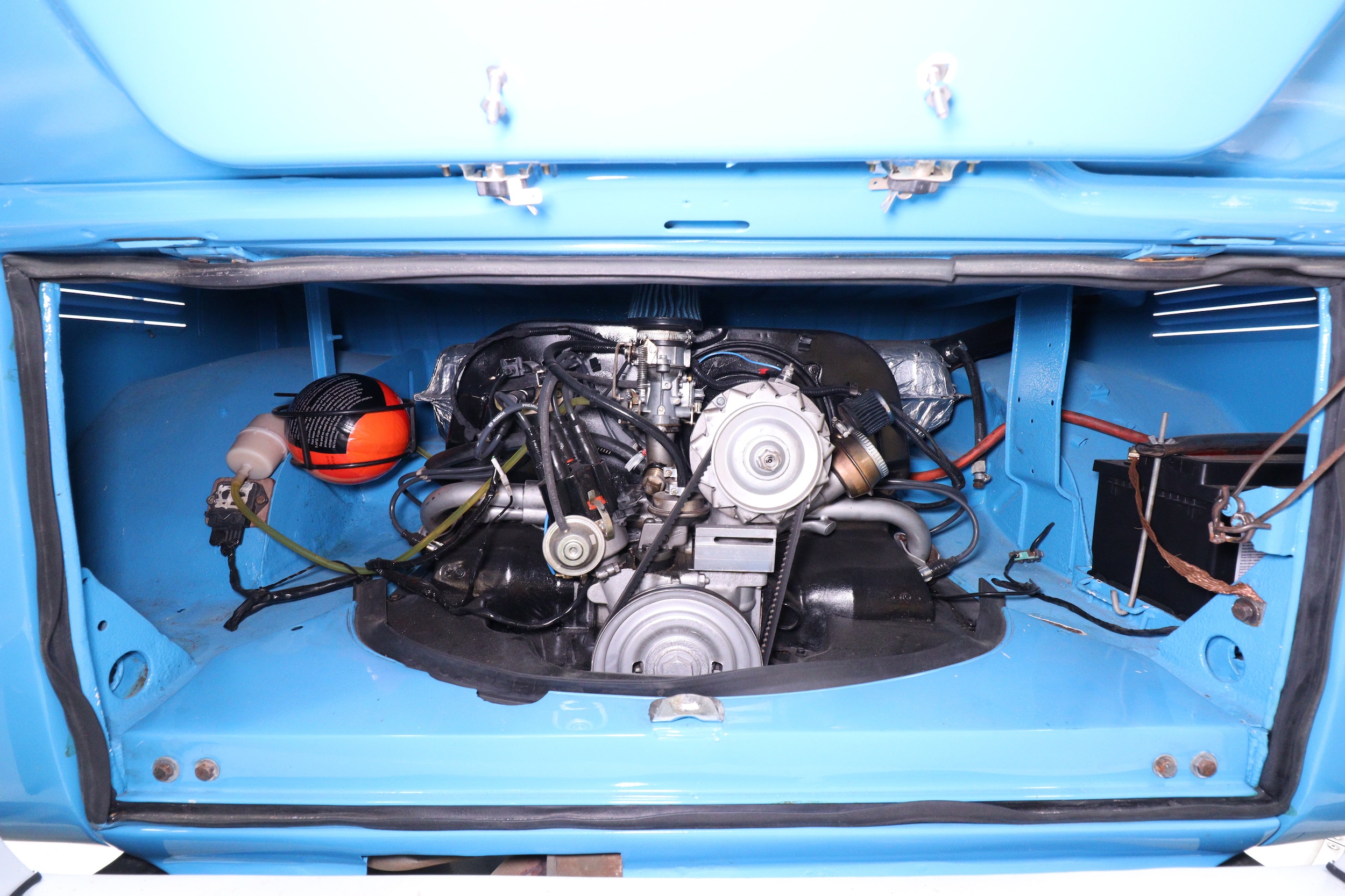 1972 Volkswagen Bus 23