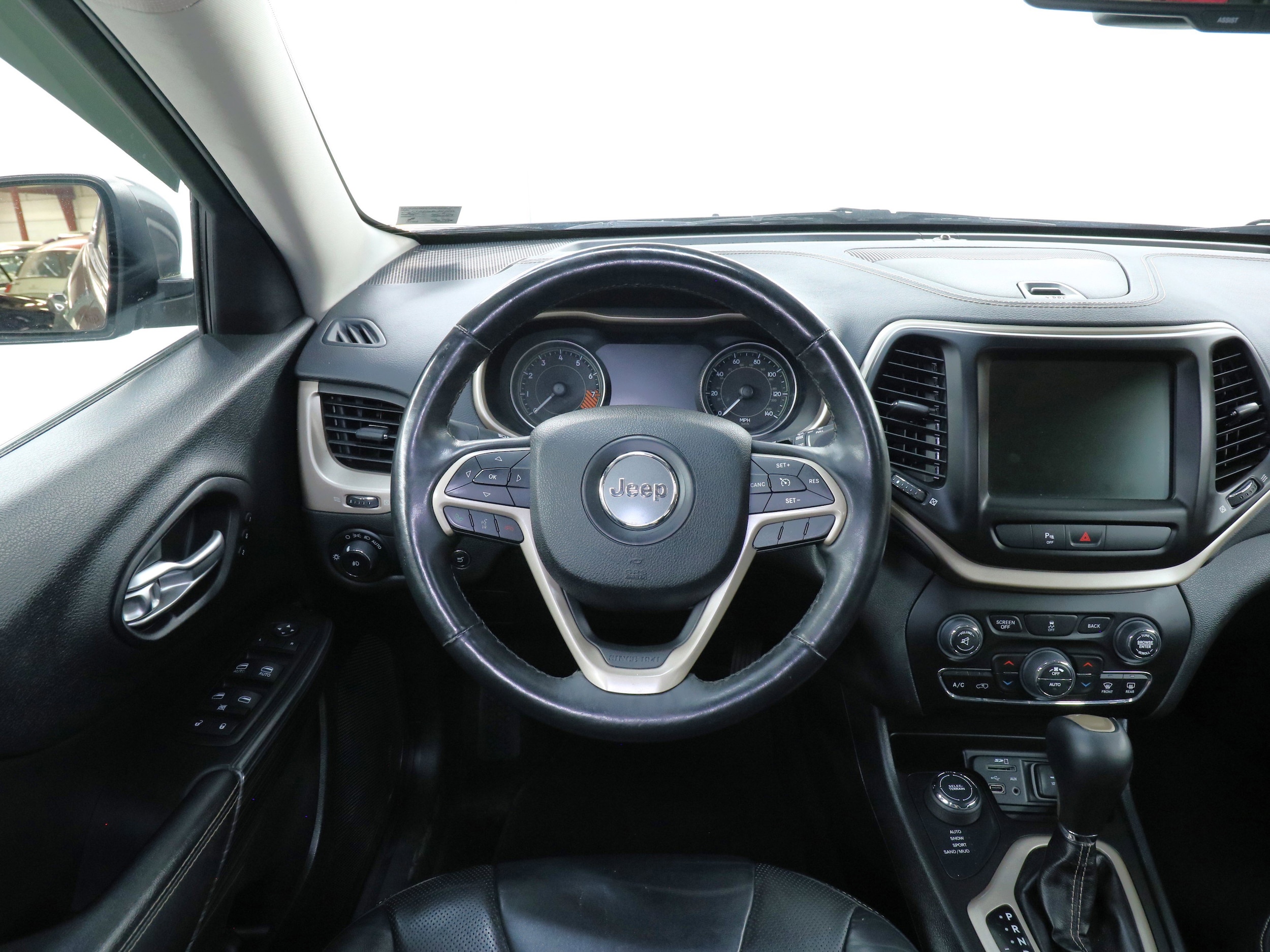 2014 Jeep Cherokee 10