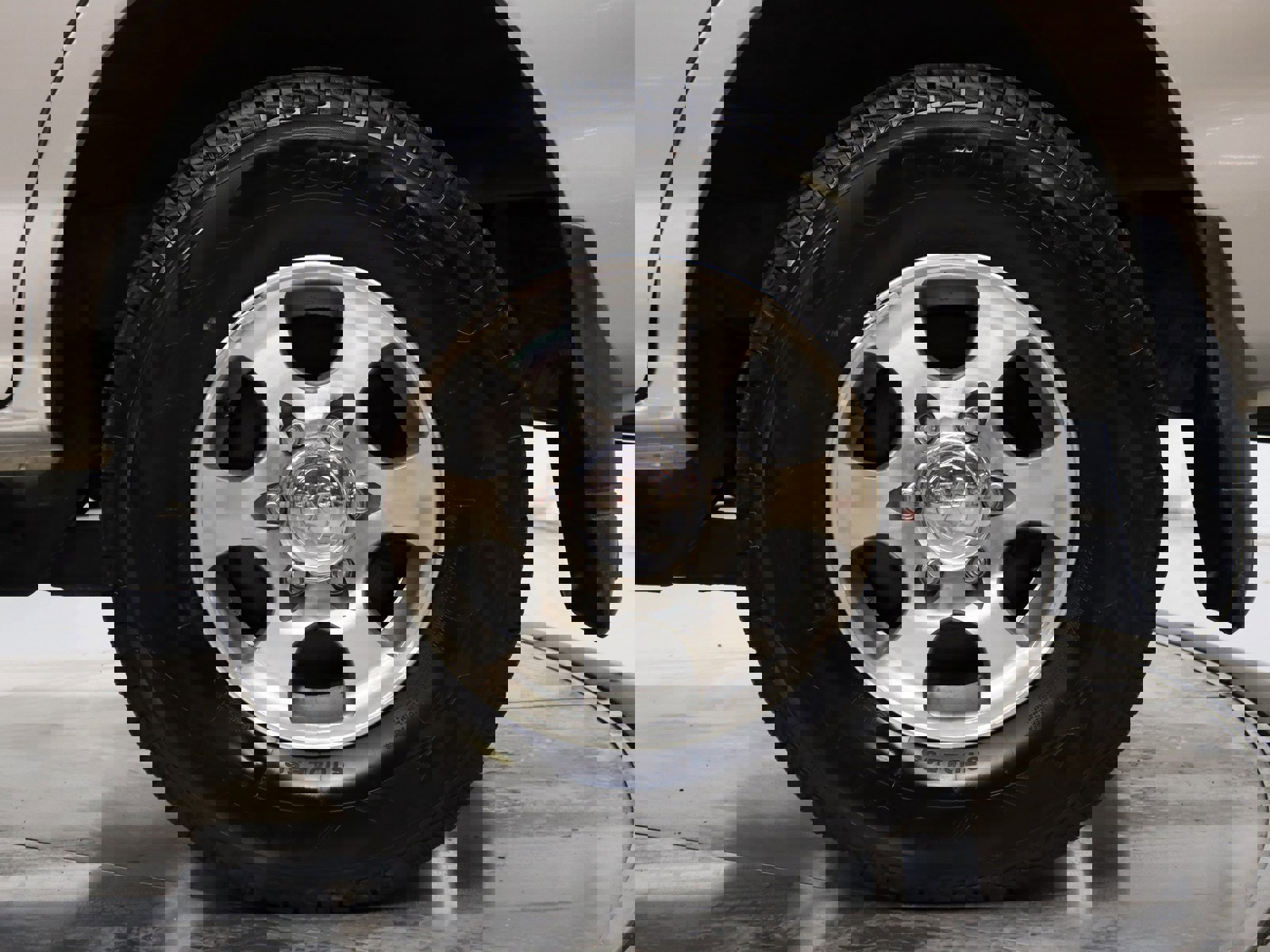 1998 Mitsubishi Delica 32