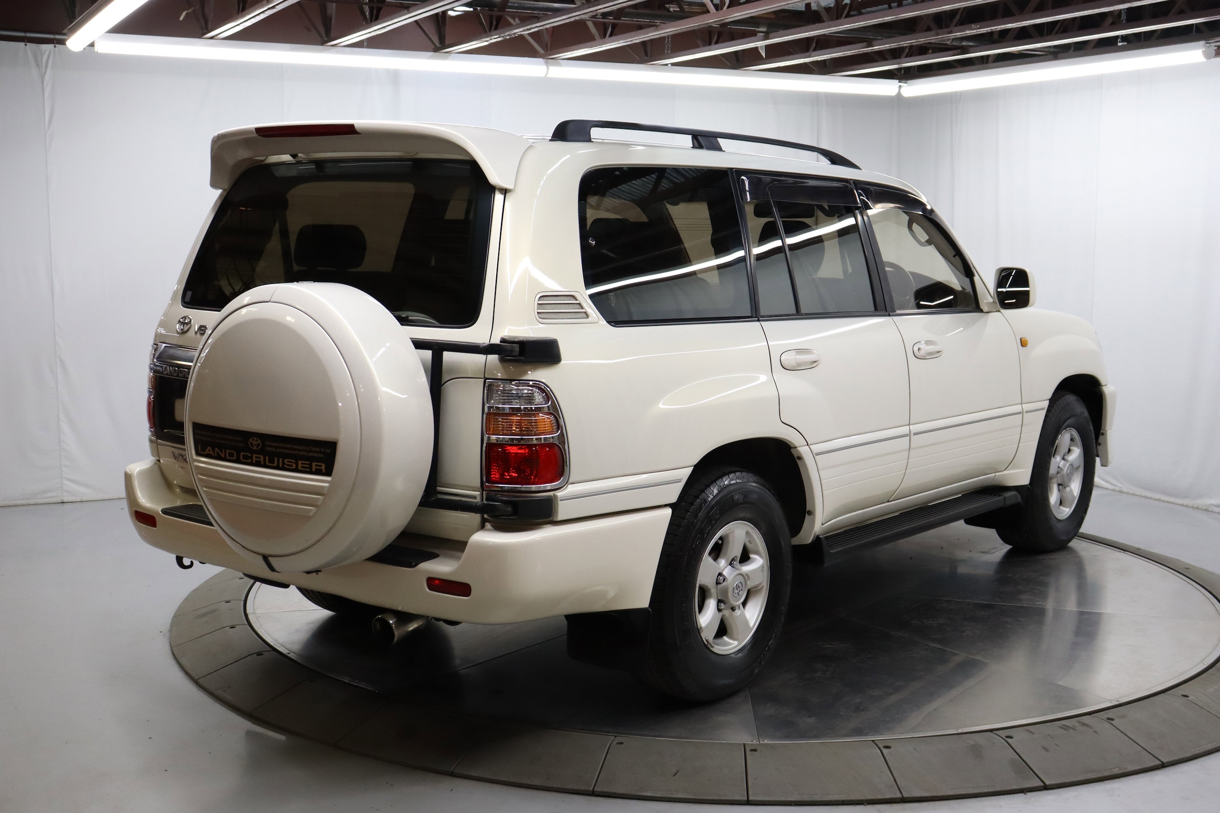 1998 Toyota Land Cruiser 9