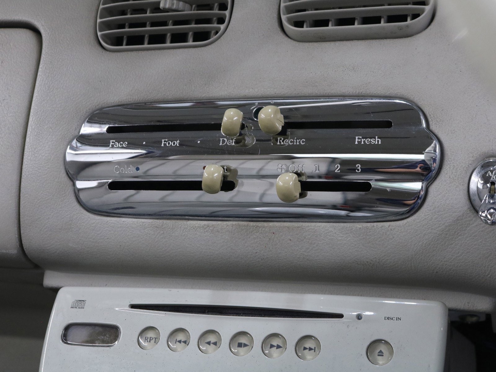 1992 Nissan Figaro 14