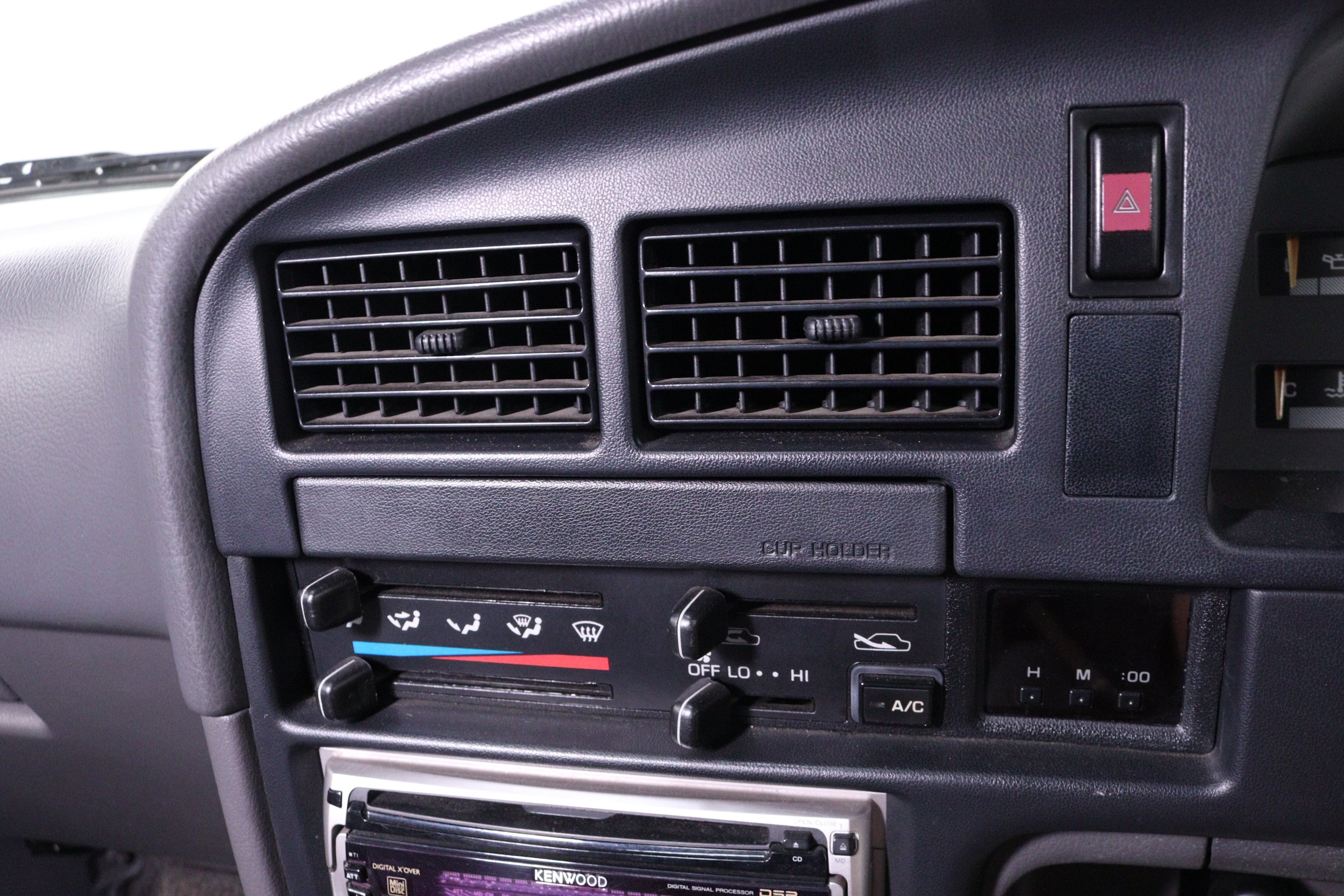 1993 Toyota Hilux 13