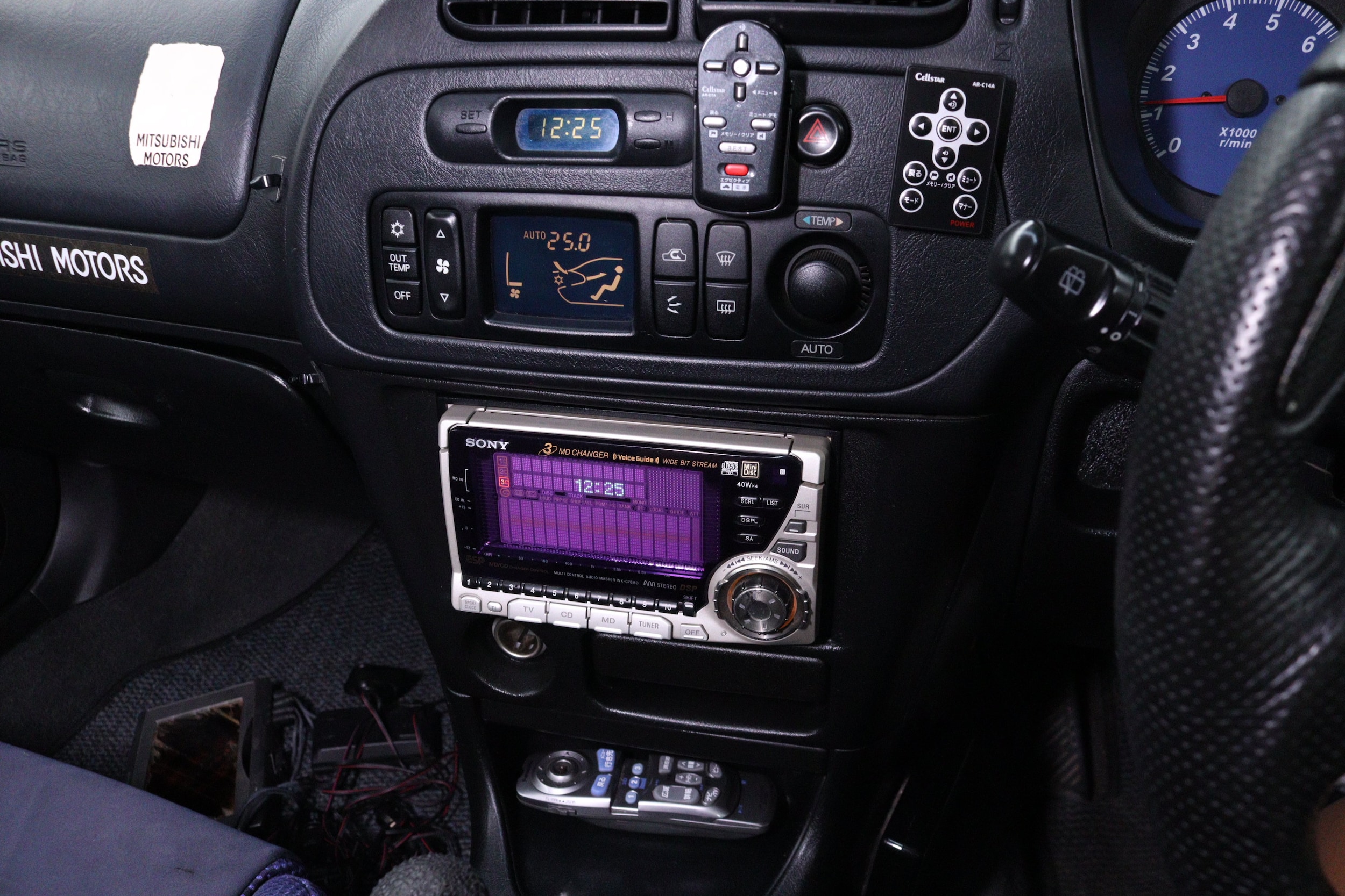 1999 Mitsubishi Lancer 12