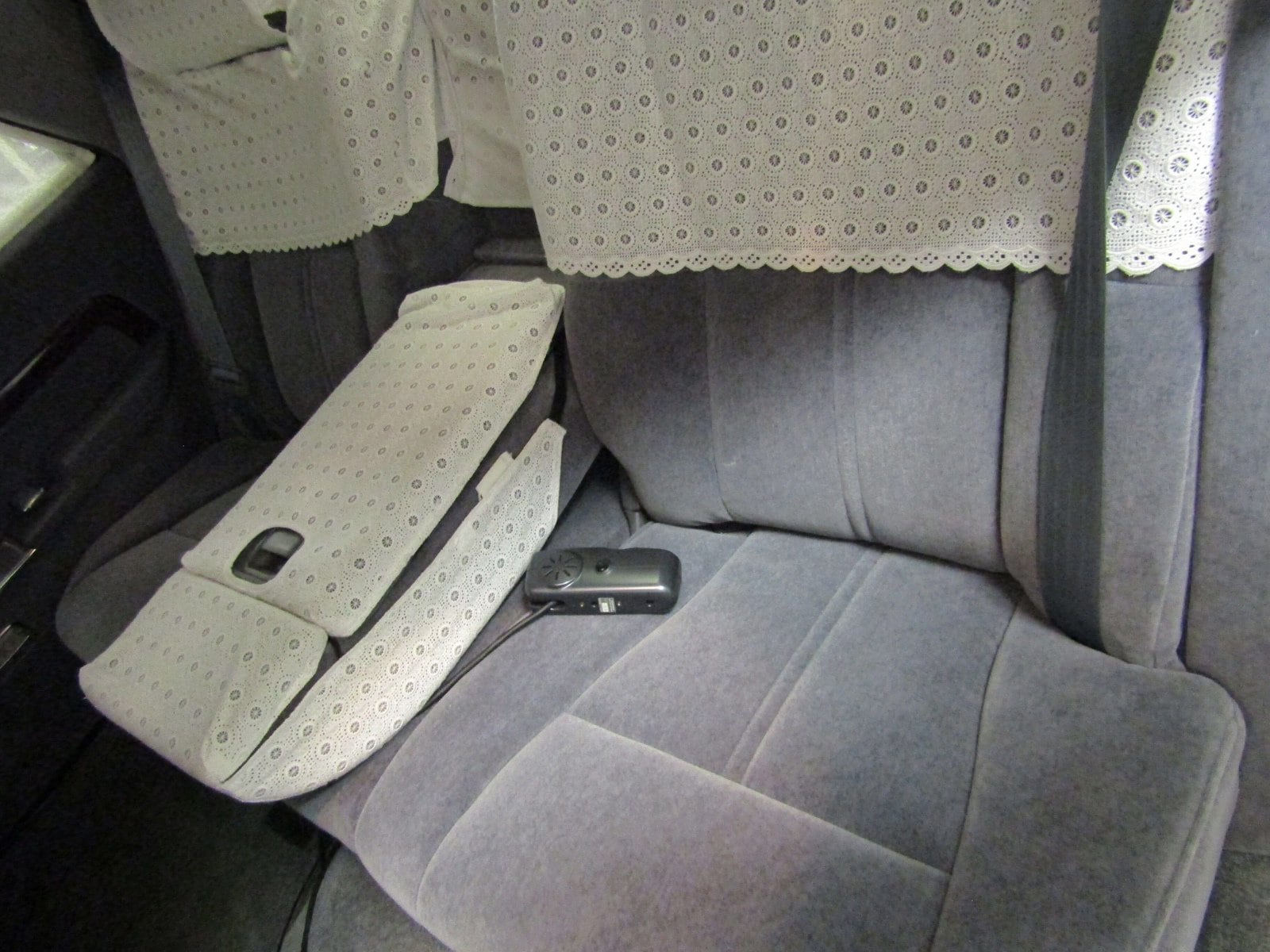 1993 Toyota Century 16