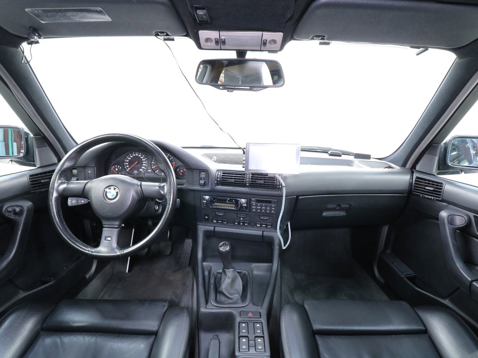 1993 BMW M5 64