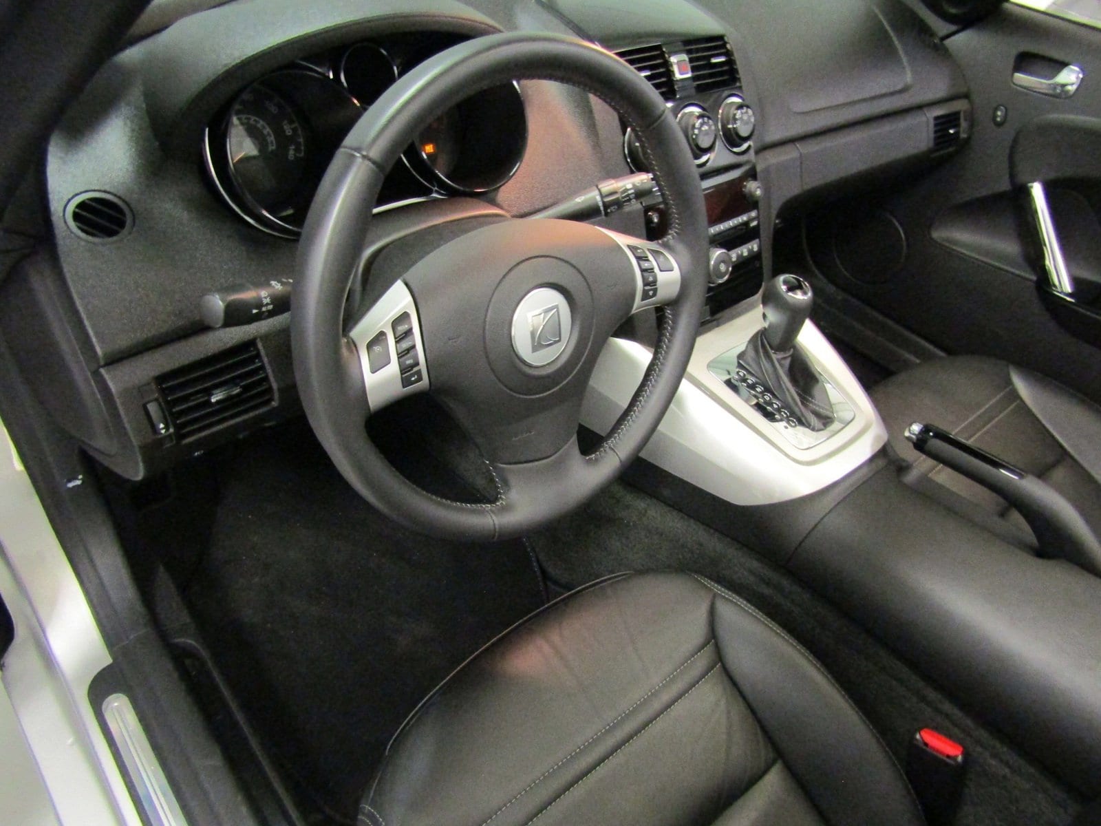 2007 Saturn Sky 18