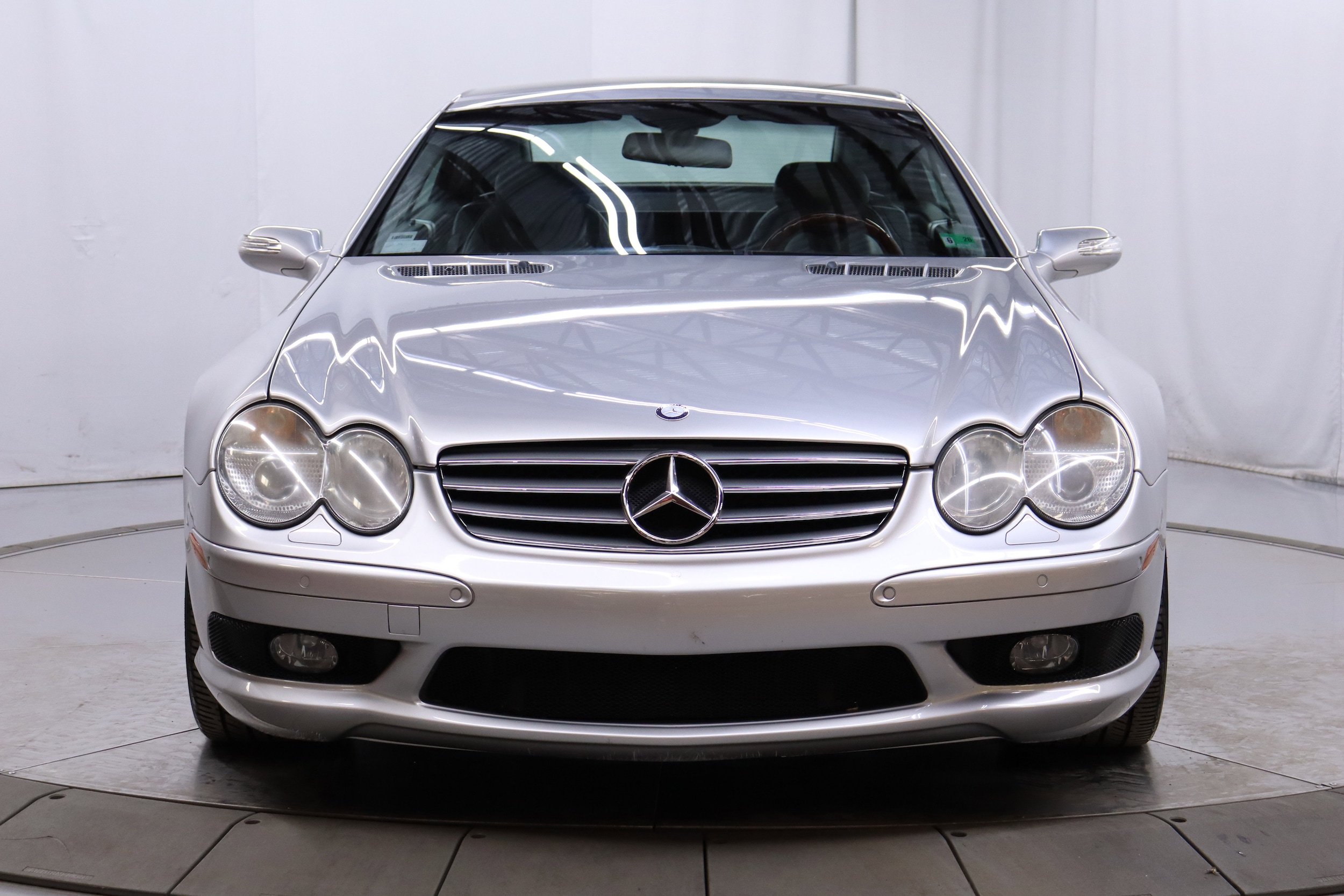 2004 Mercedes-Benz SL-Class 6