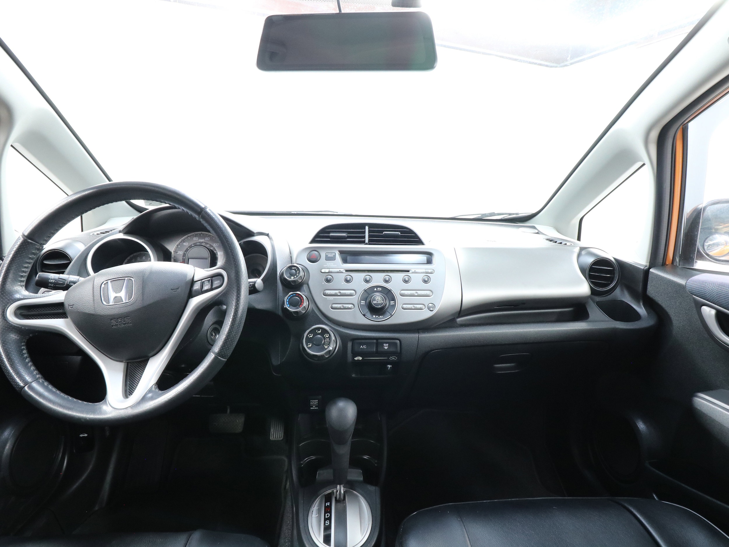 2010 Honda Fit 48