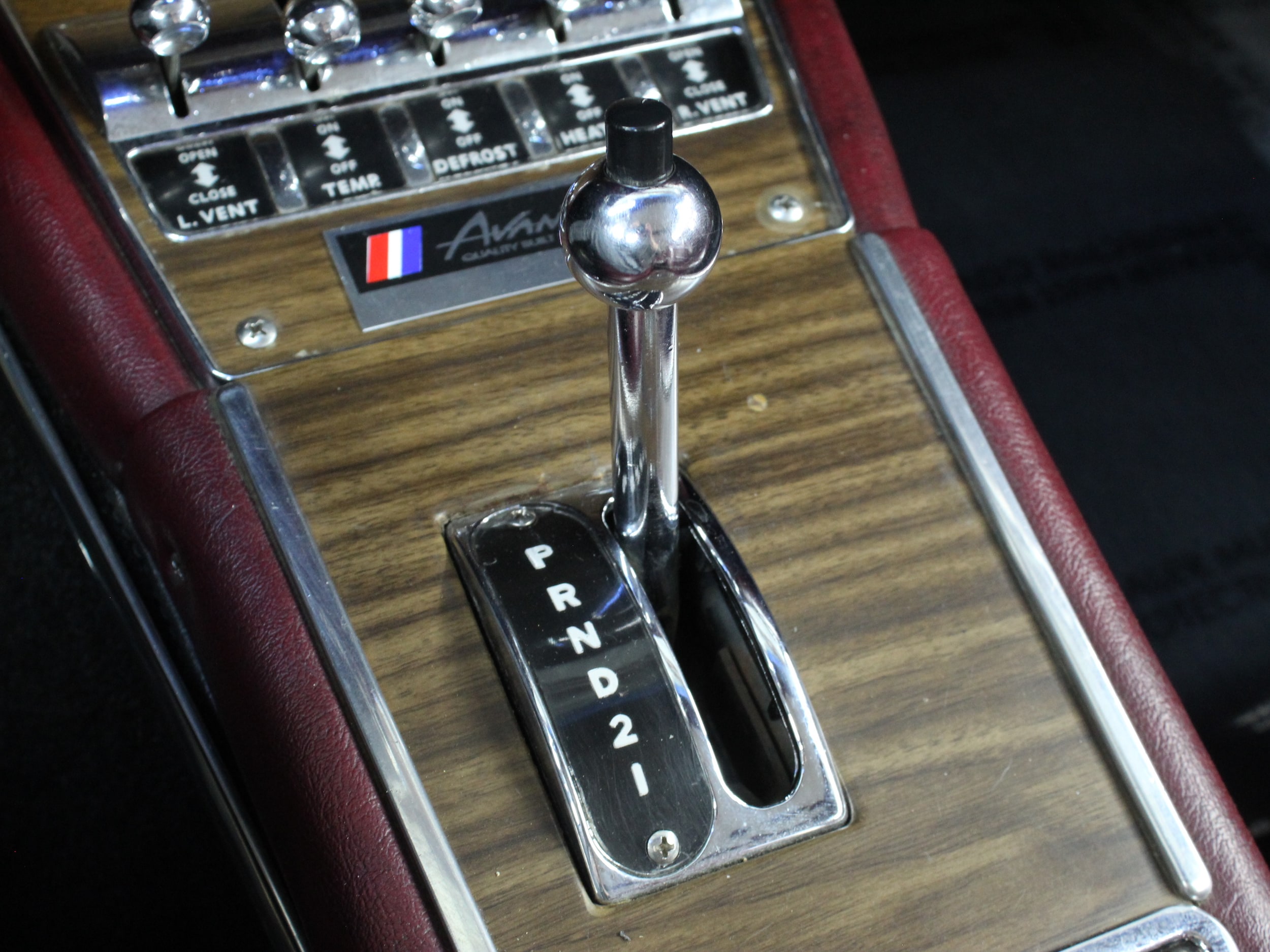 1964 Studebaker Avanti 14