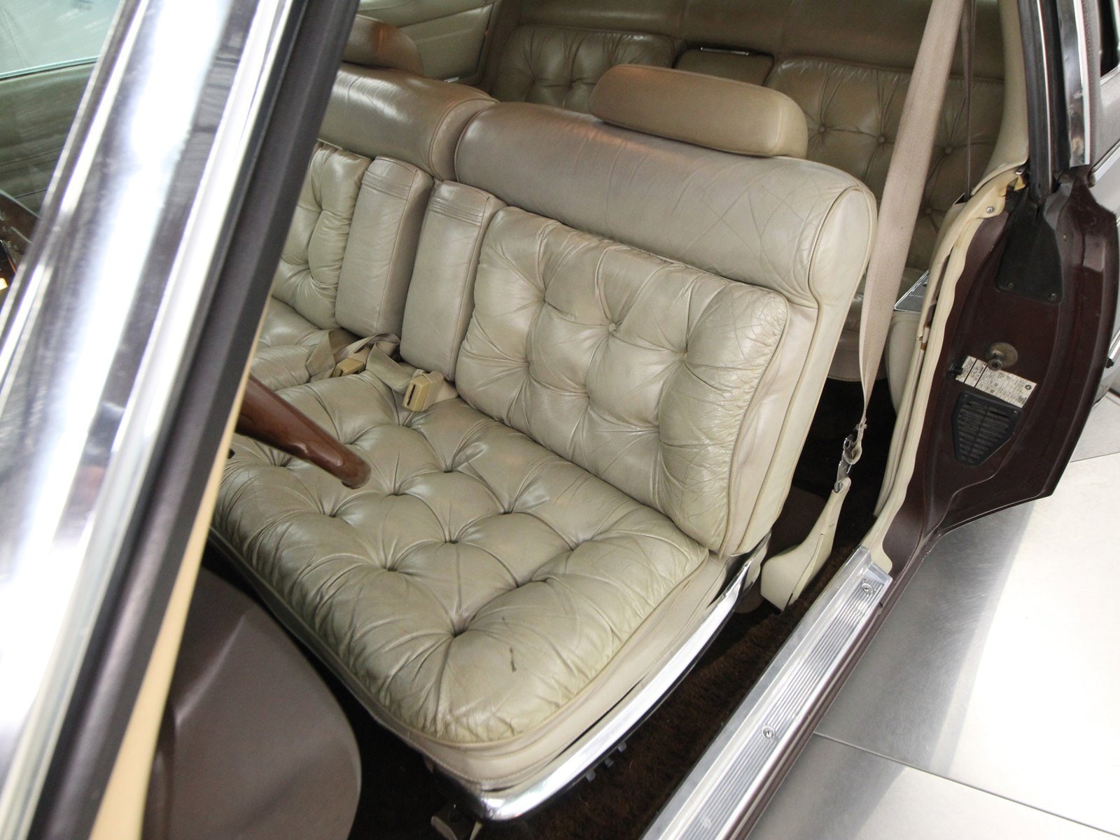 1975 Chrysler Imperial 28