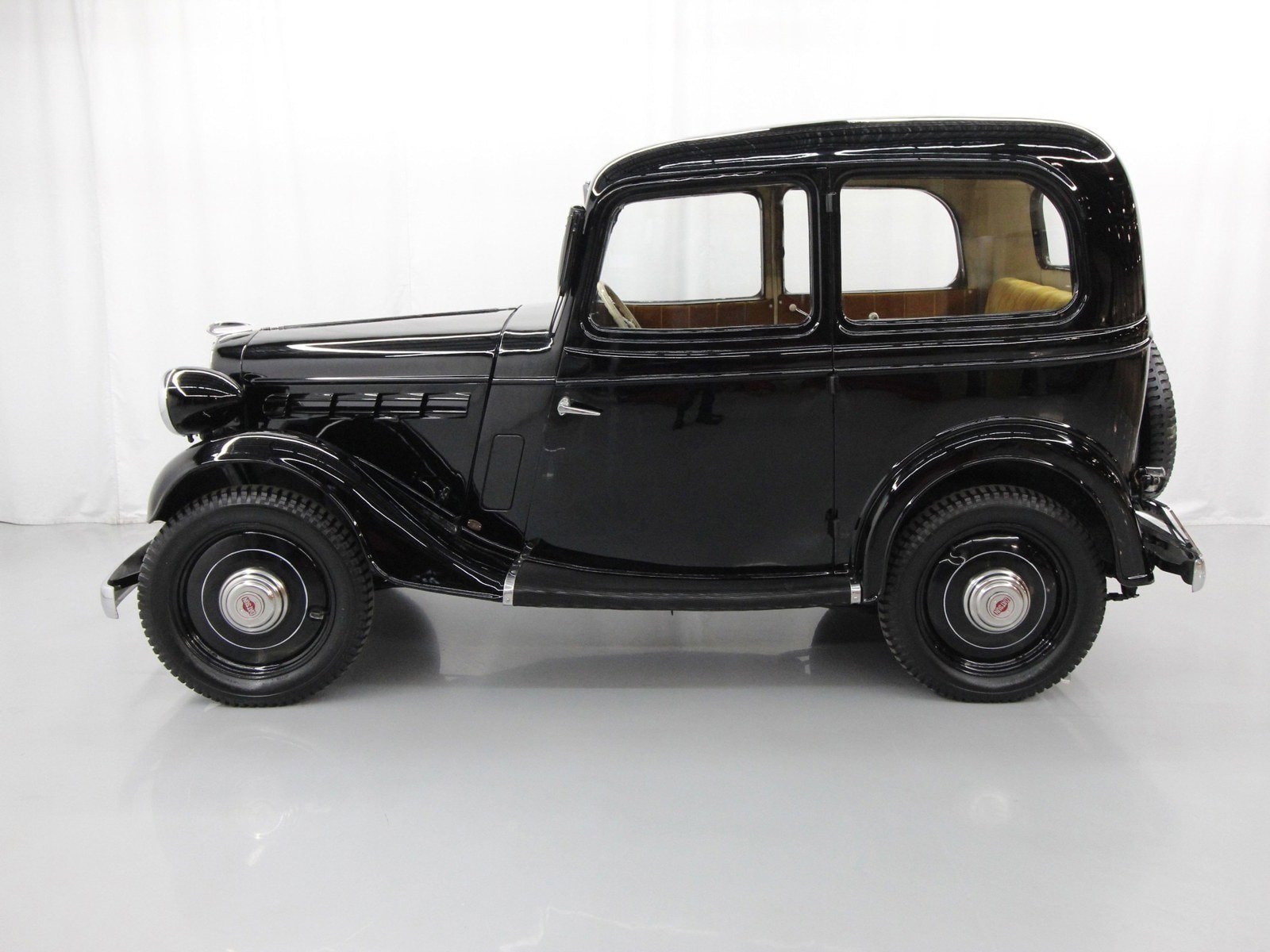 1937 Datsun Type 17 4