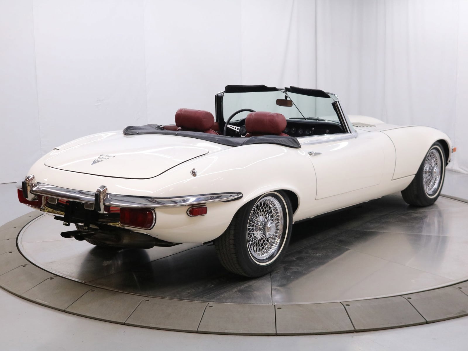 1974 Jaguar E Type 20