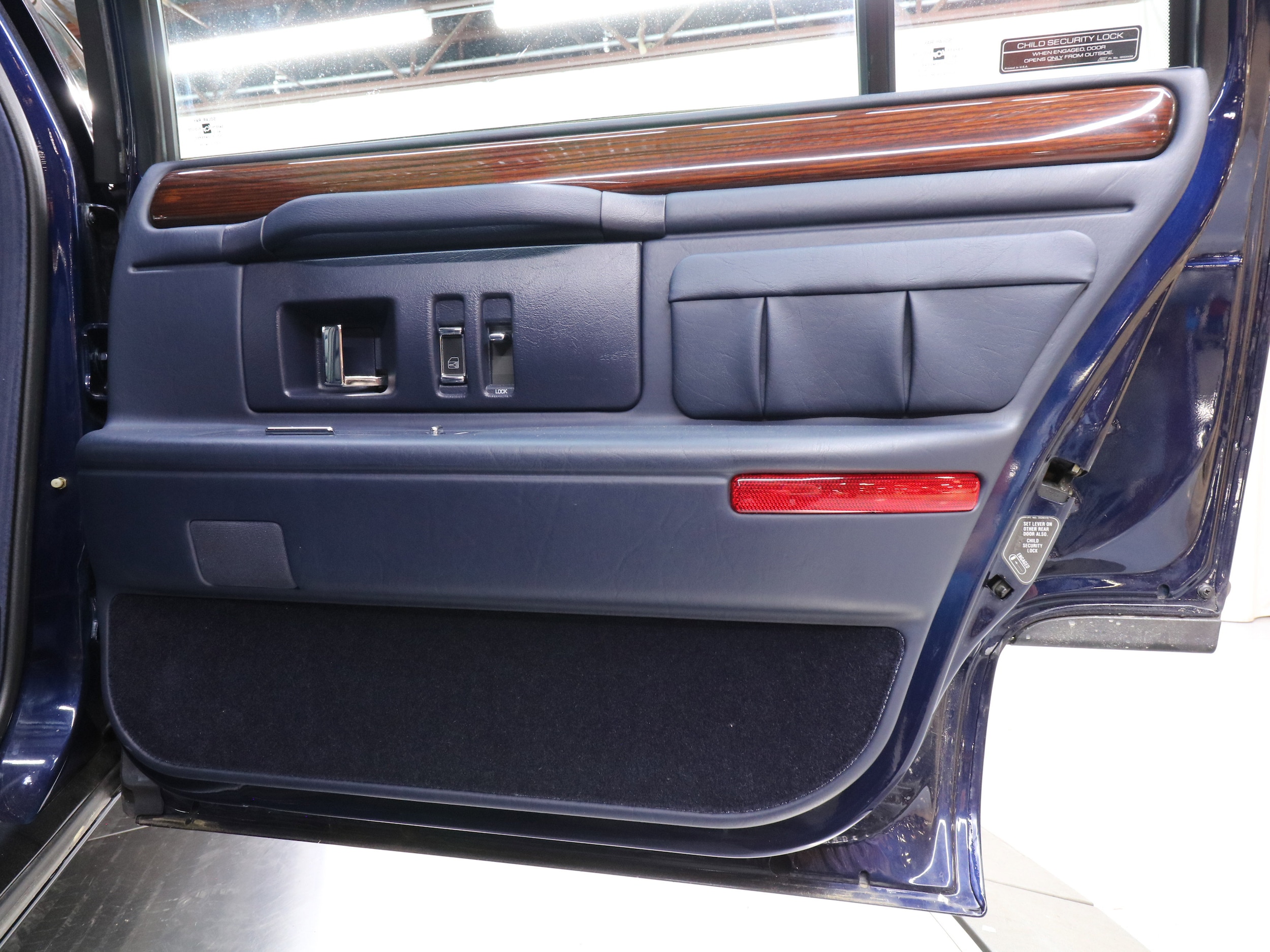 1996 Cadillac Concours 24