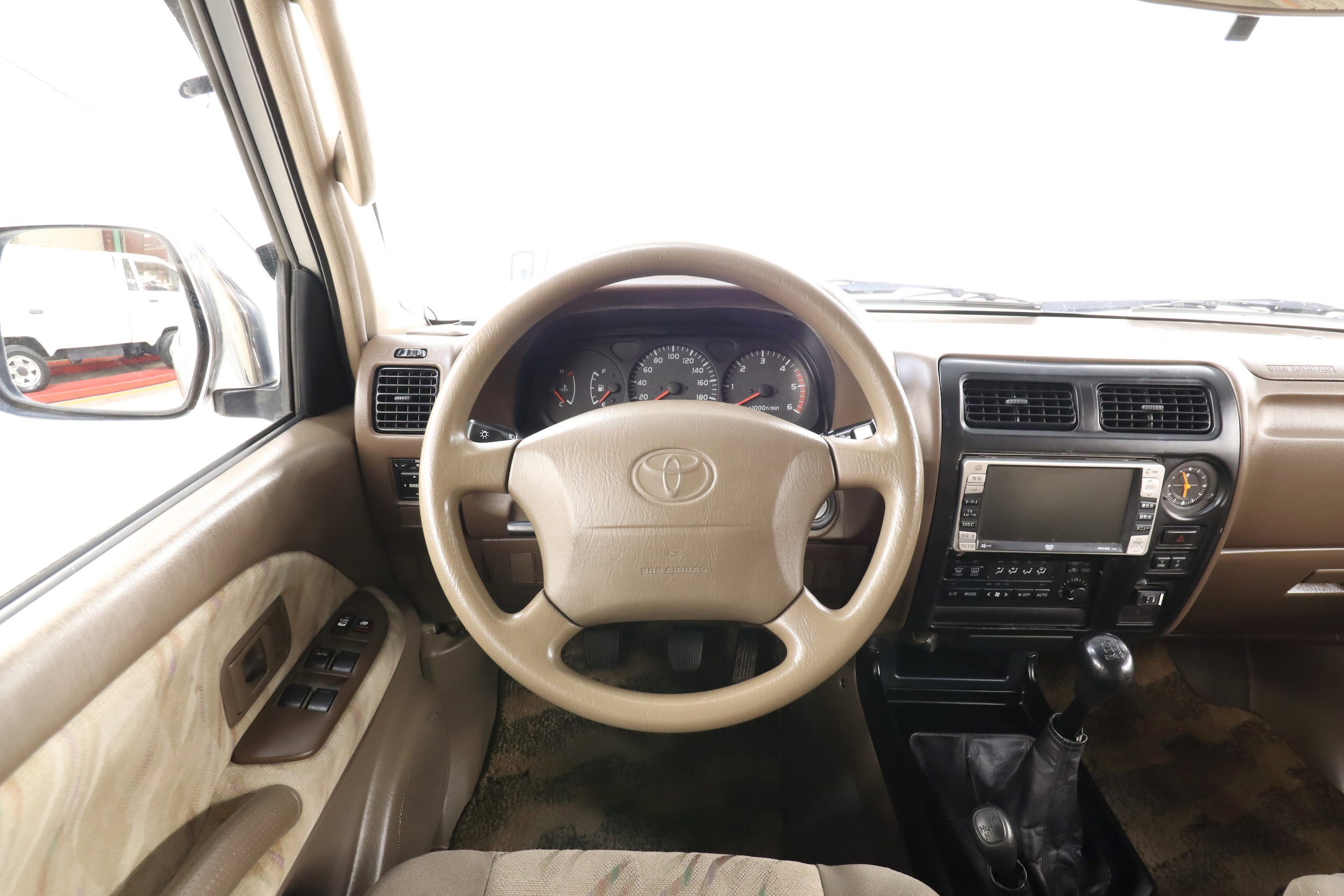 1999 Toyota Land Cruiser Prado 13