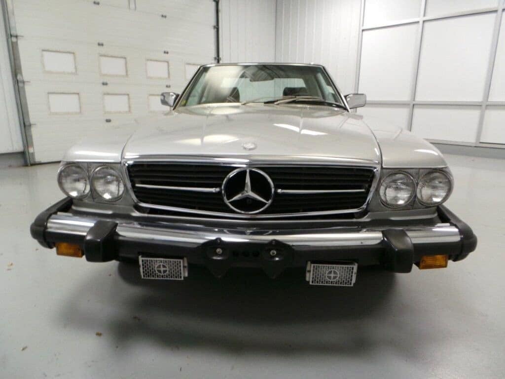 1982 Mercedes-Benz 380 SL 2