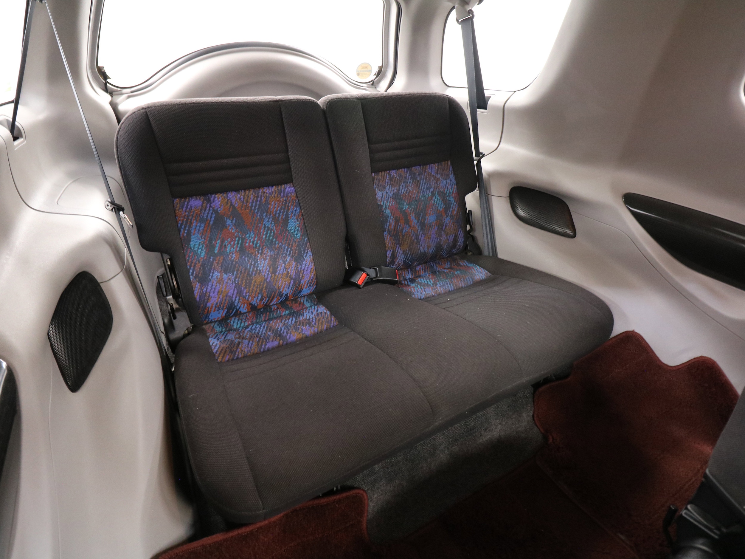 1997 Isuzu Vehicross 18