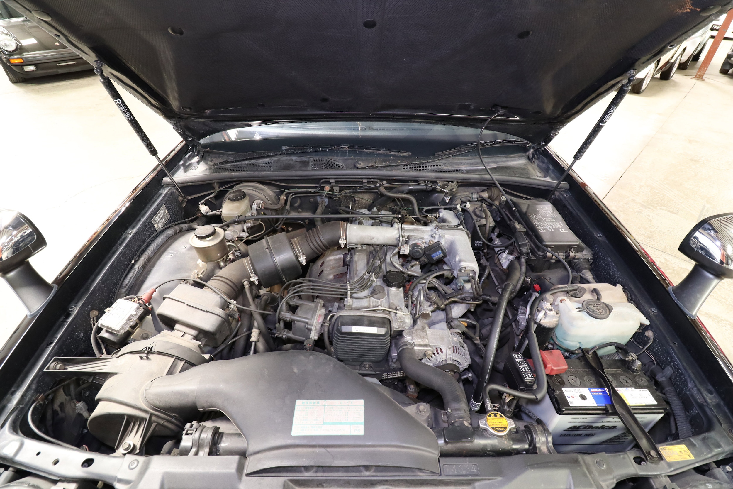 1995 Toyota Crown 23