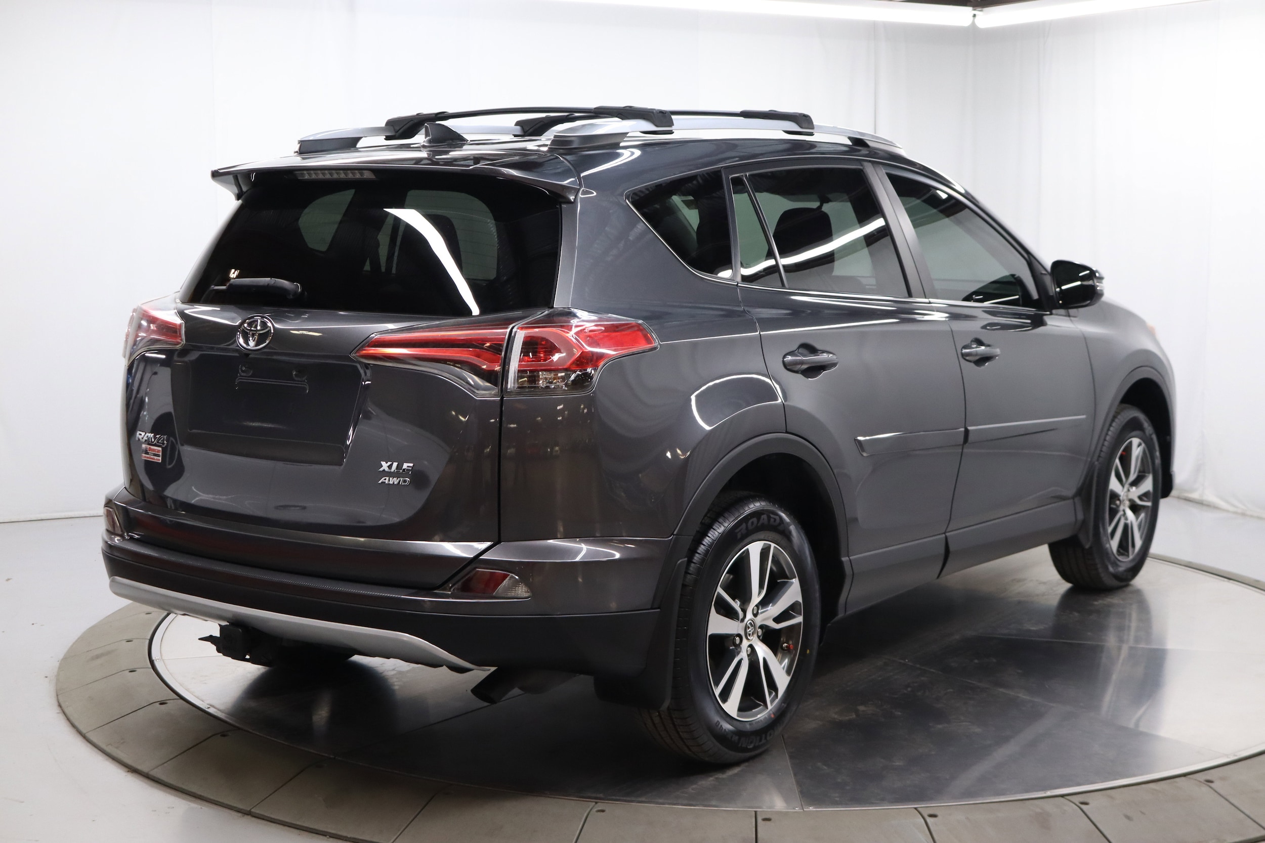 2016 Toyota RAV4 7