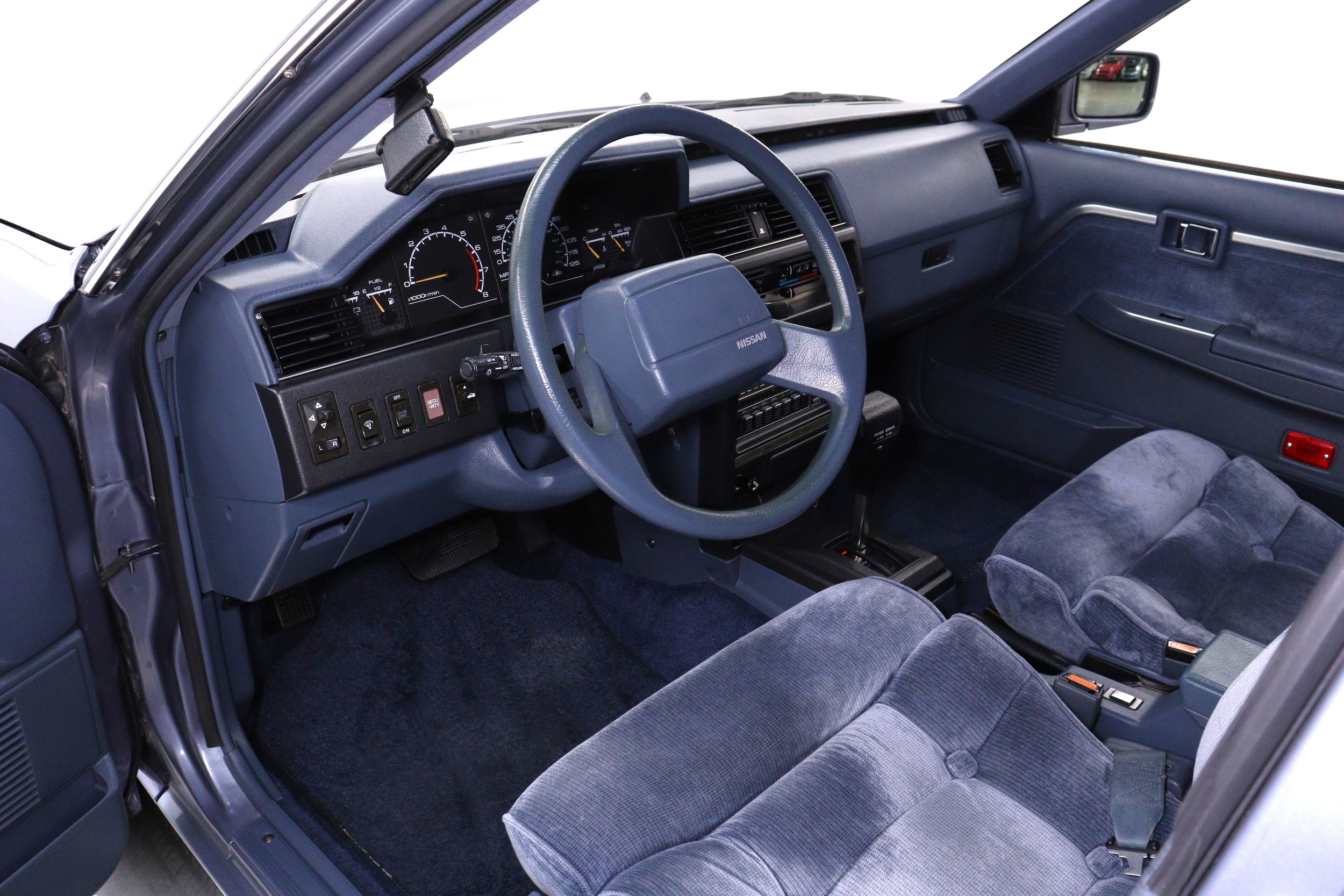 1987 Nissan Maxima 9