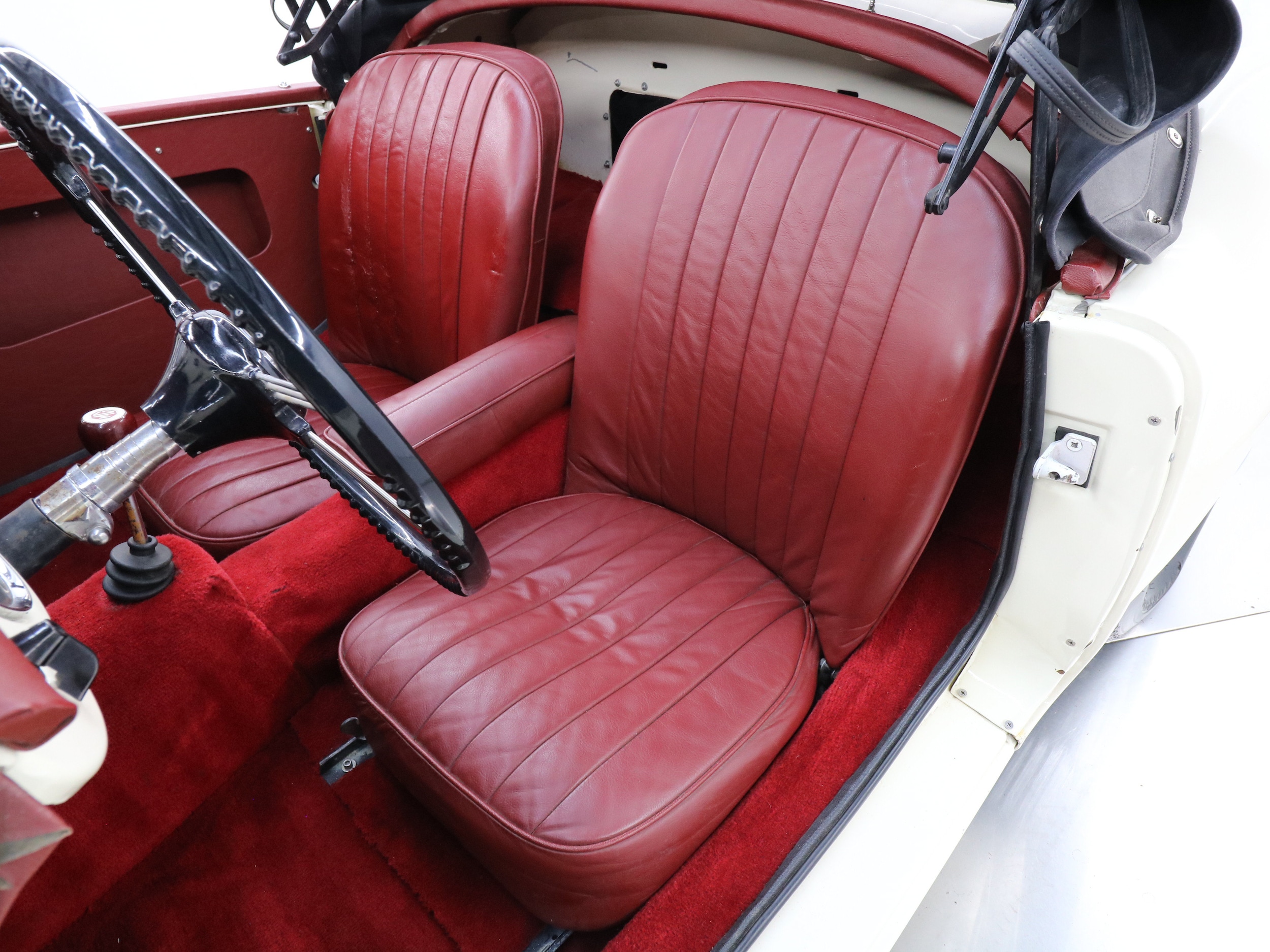 1961 MG Roadster 16