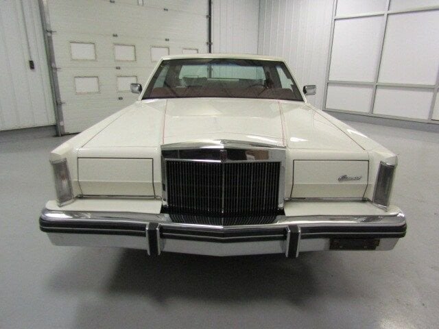 1982 Lincoln Continental 2