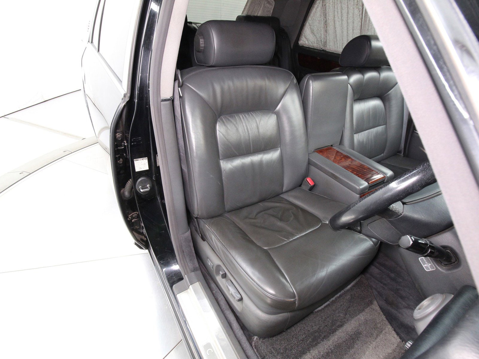 1997 Toyota Century 16