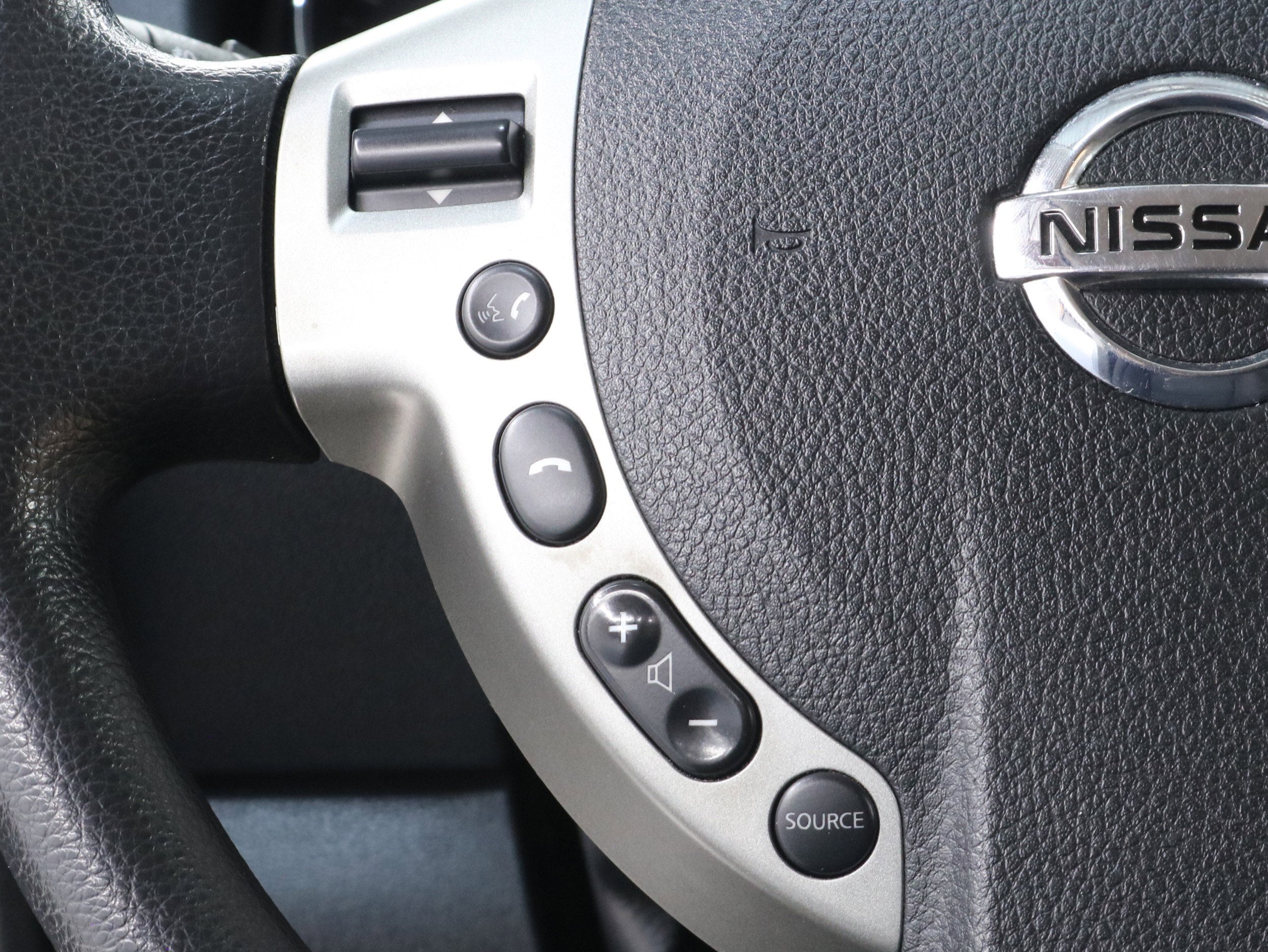 2013 Nissan Rogue 52