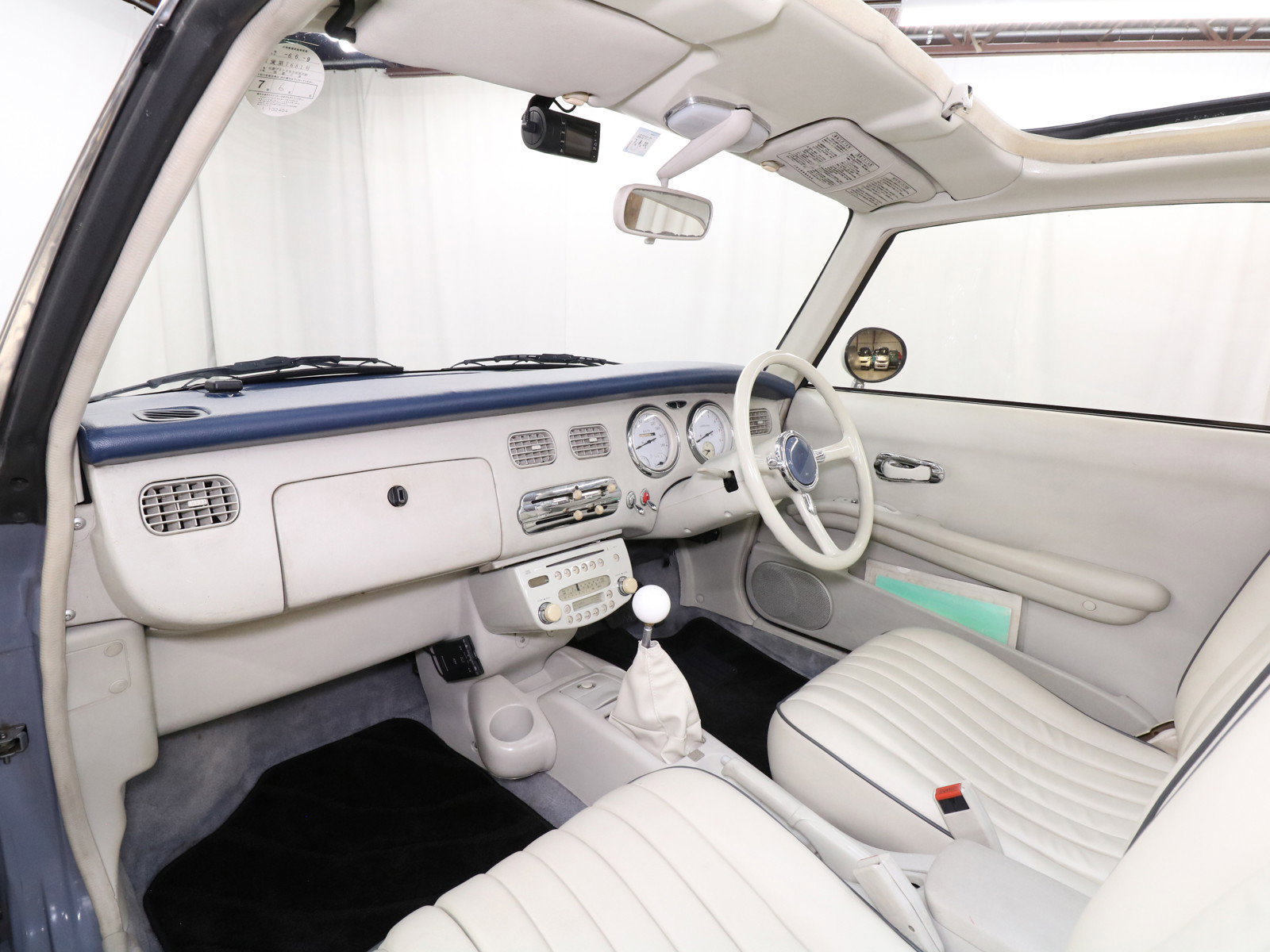 1991 Nissan Figaro 20