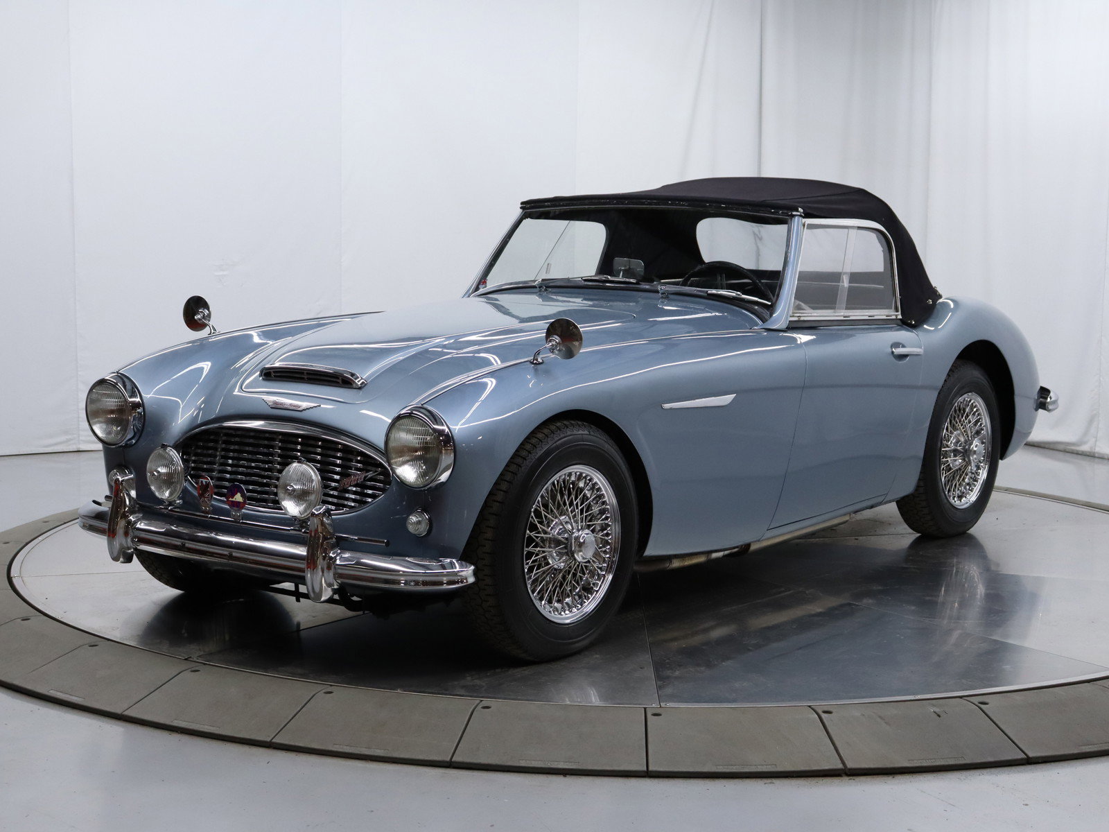1960 Austin Healey 3000 2