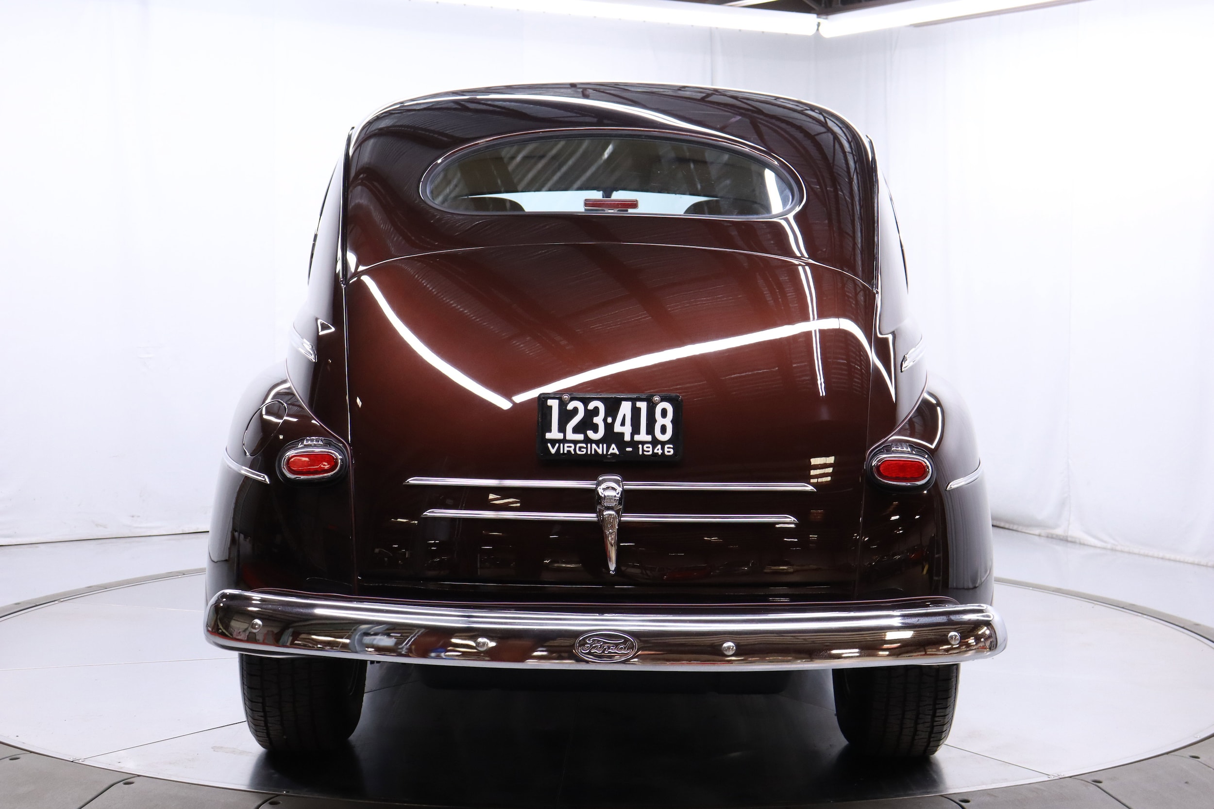 1946 Ford Super Deluxe 8