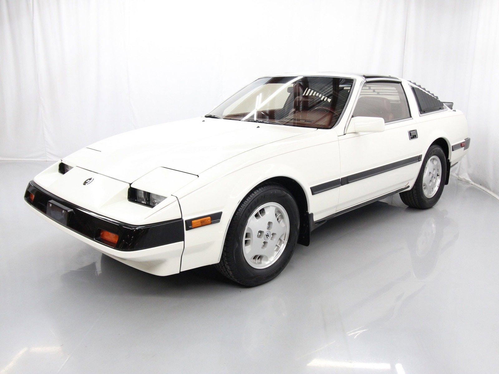 1985 Nissan 300ZX 4