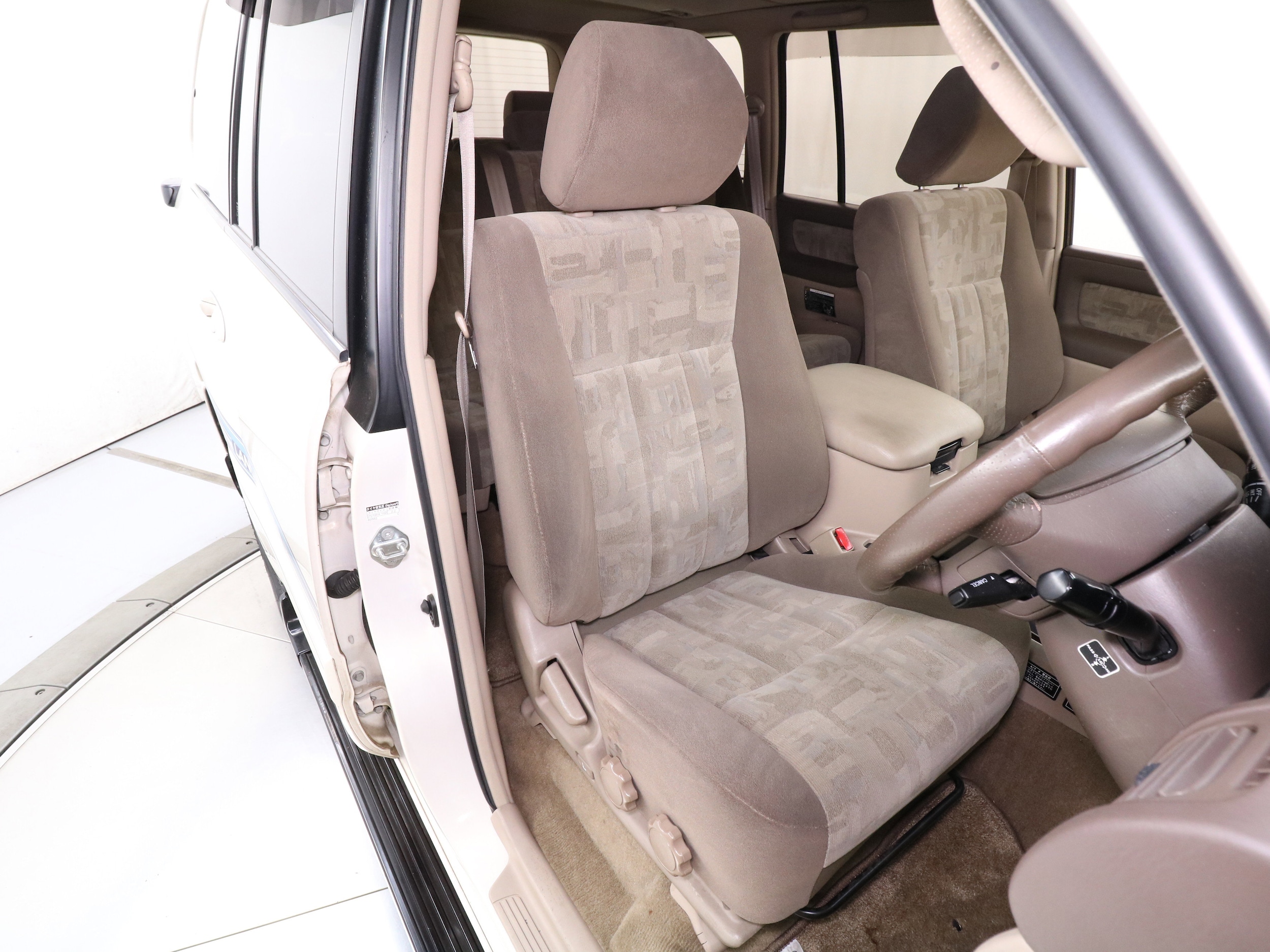1998 Toyota Land Cruiser 17