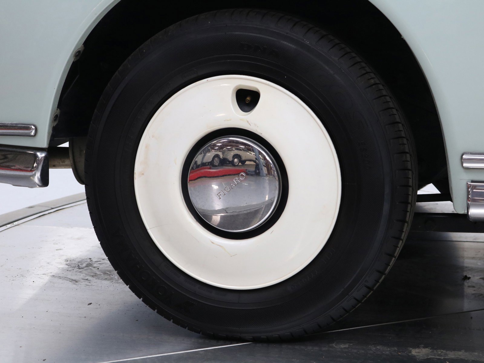 1993 Nissan Figaro 26