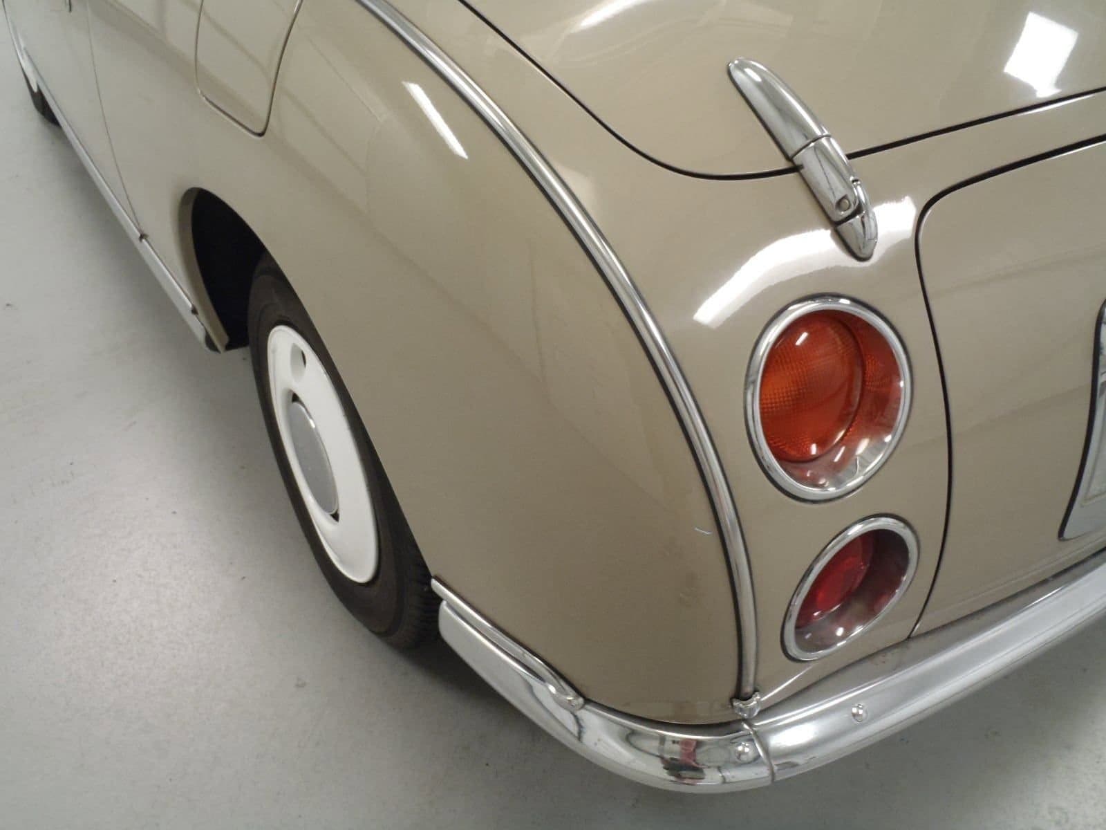 1991 Nissan Figaro 33