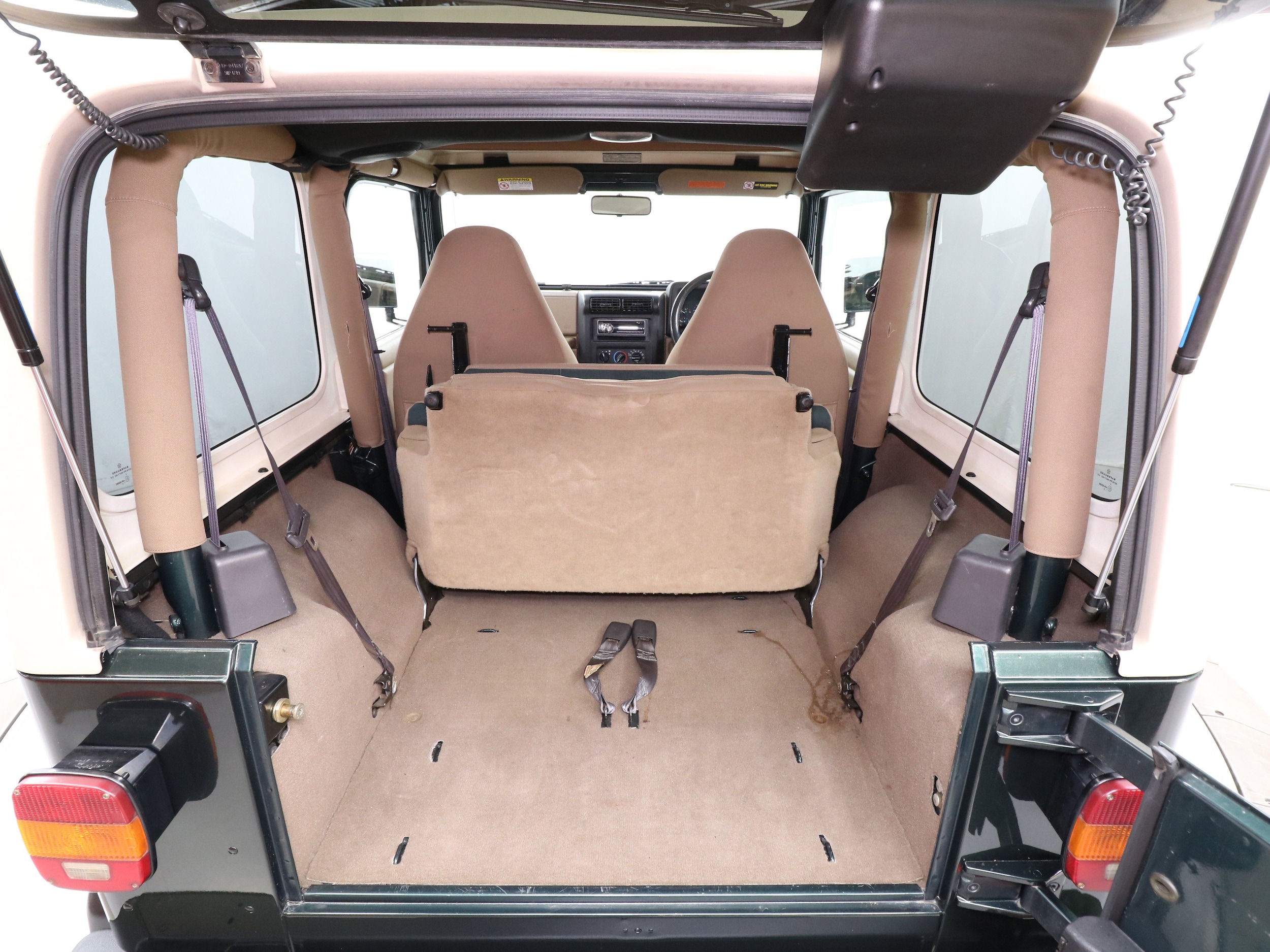1999 Jeep Wrangler 27