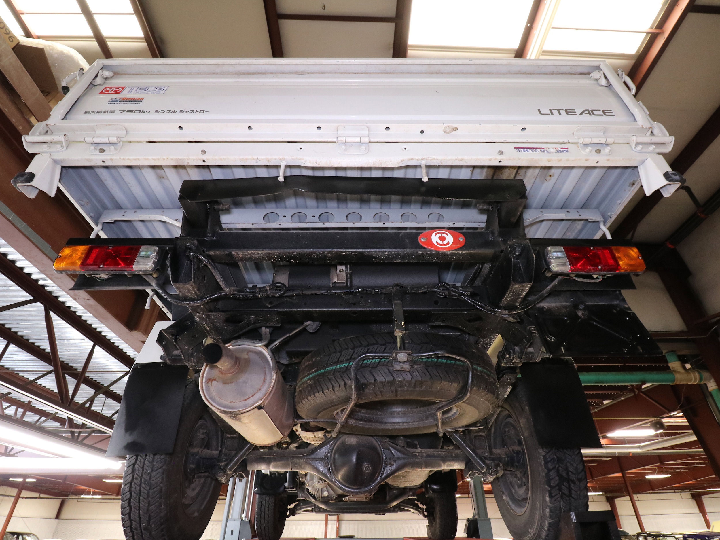 1997 Toyota Liteace 38