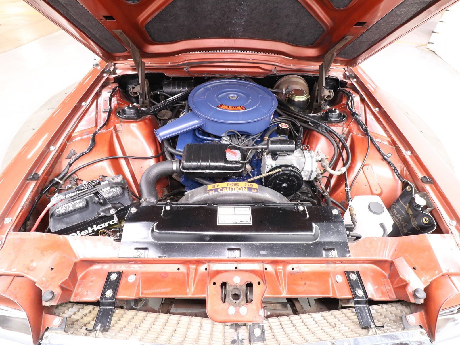 1966 Ford Thunderbird 21