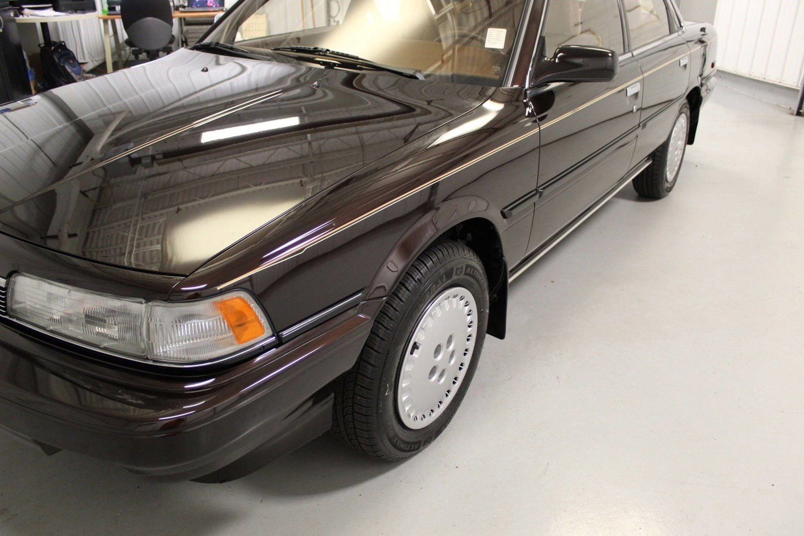 1989 Toyota Camry 32