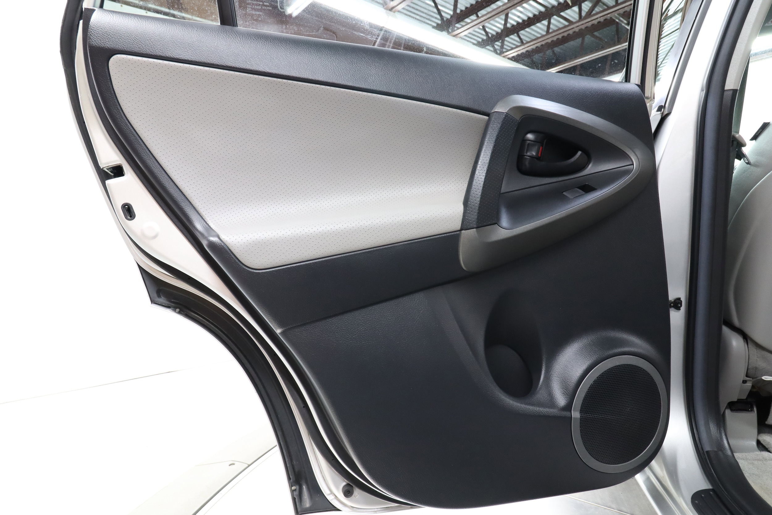 2011 Toyota RAV4 22
