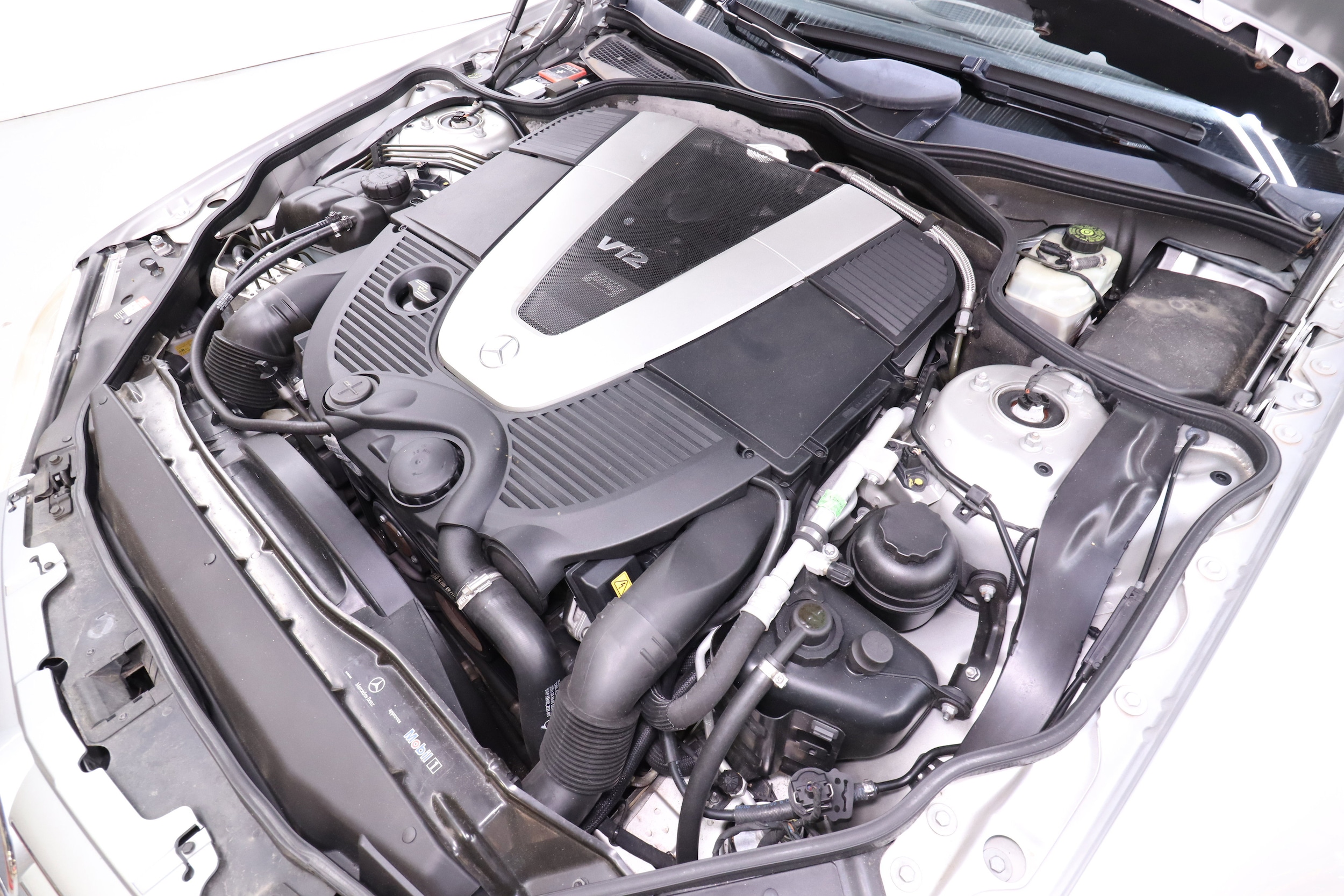 2004 Mercedes-Benz SL-Class 30
