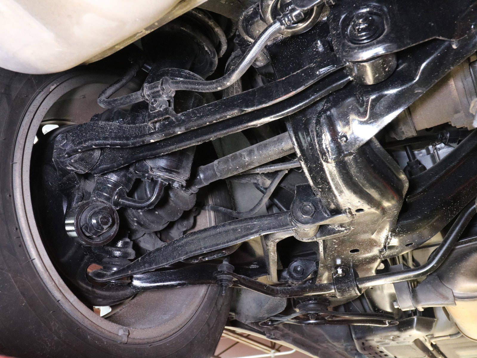 1998 Nissan Cima 38