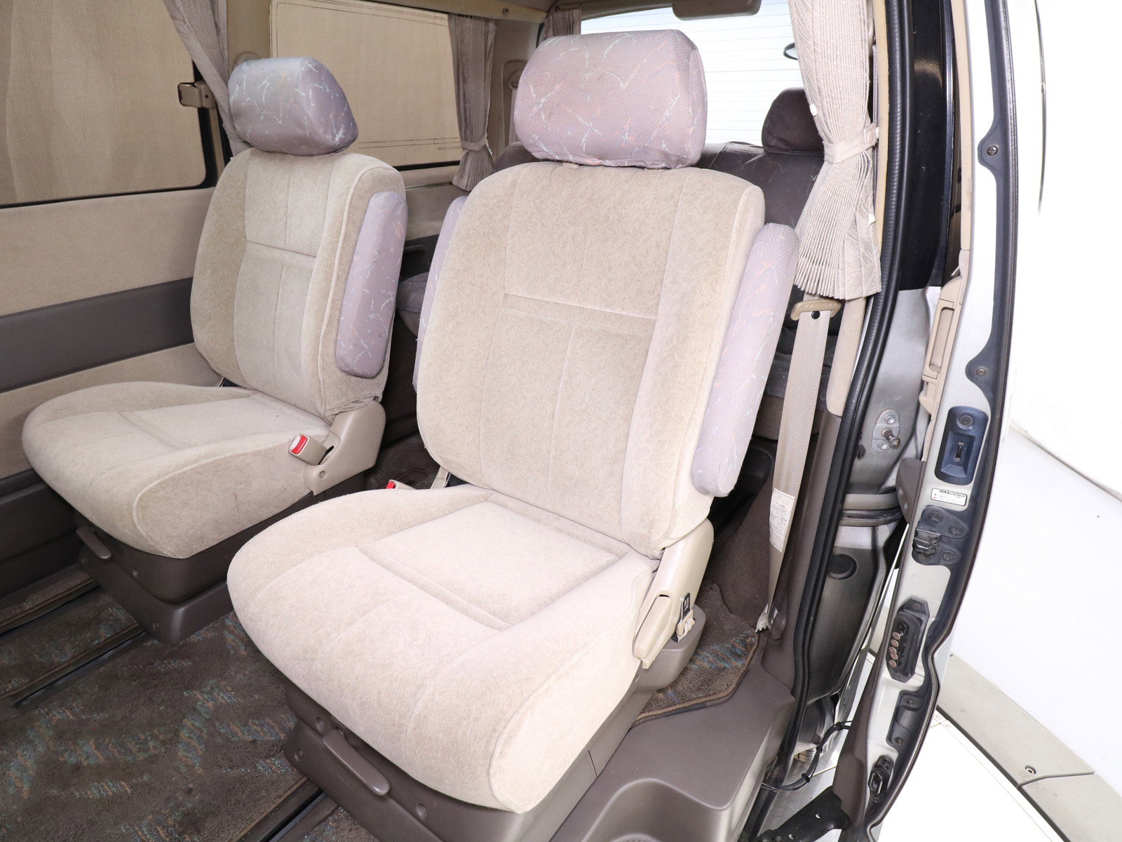 1999 Toyota Grand Hiace 18