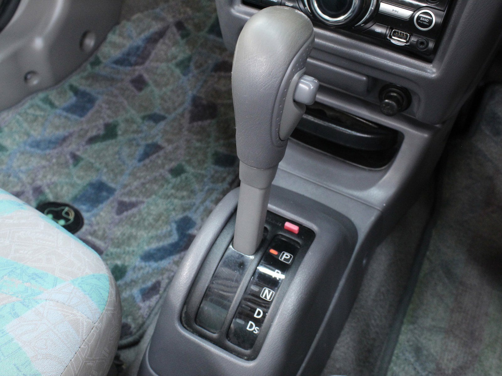 1997 Nissan March 15