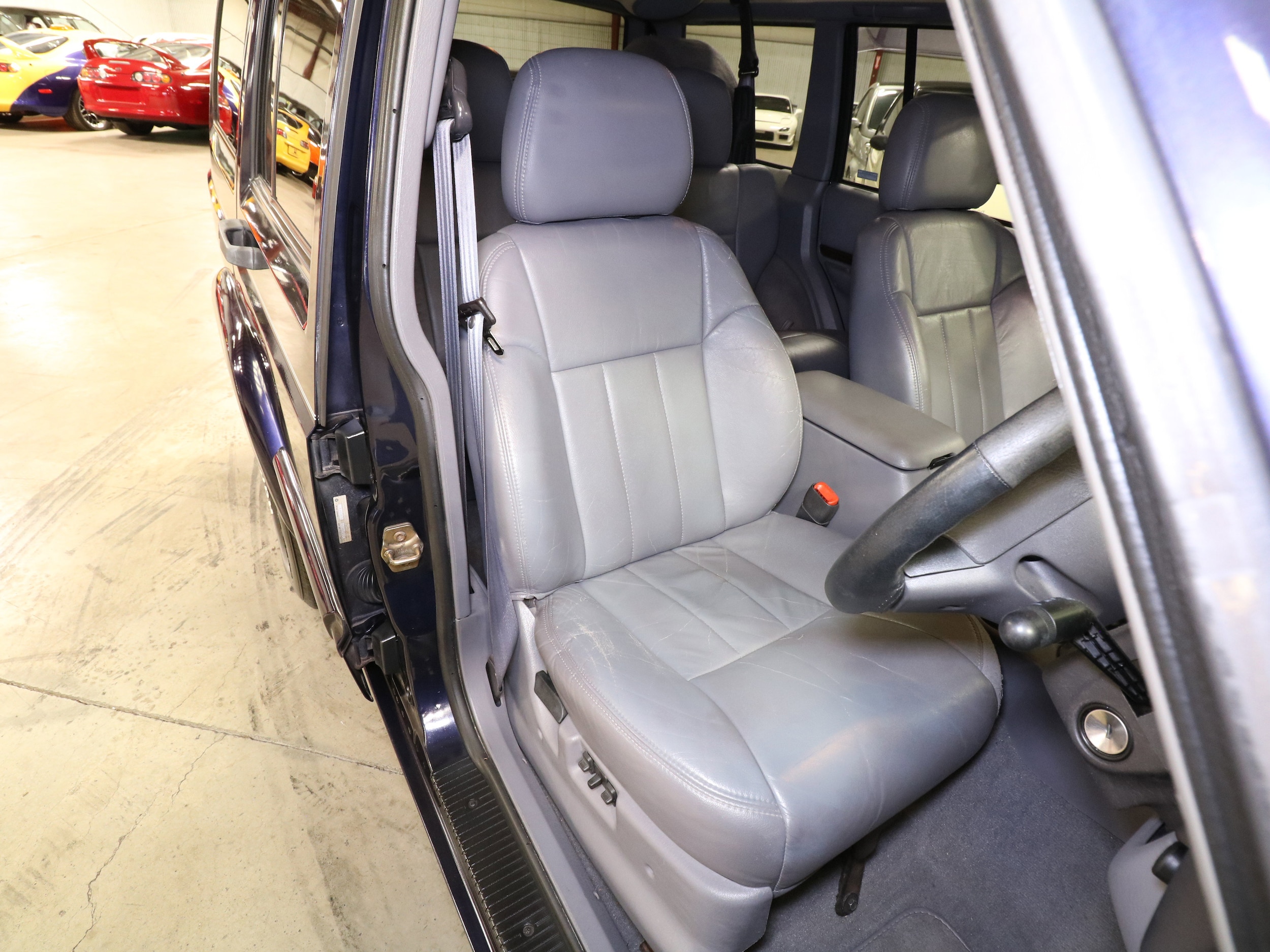 1999 Jeep Cherokee 17