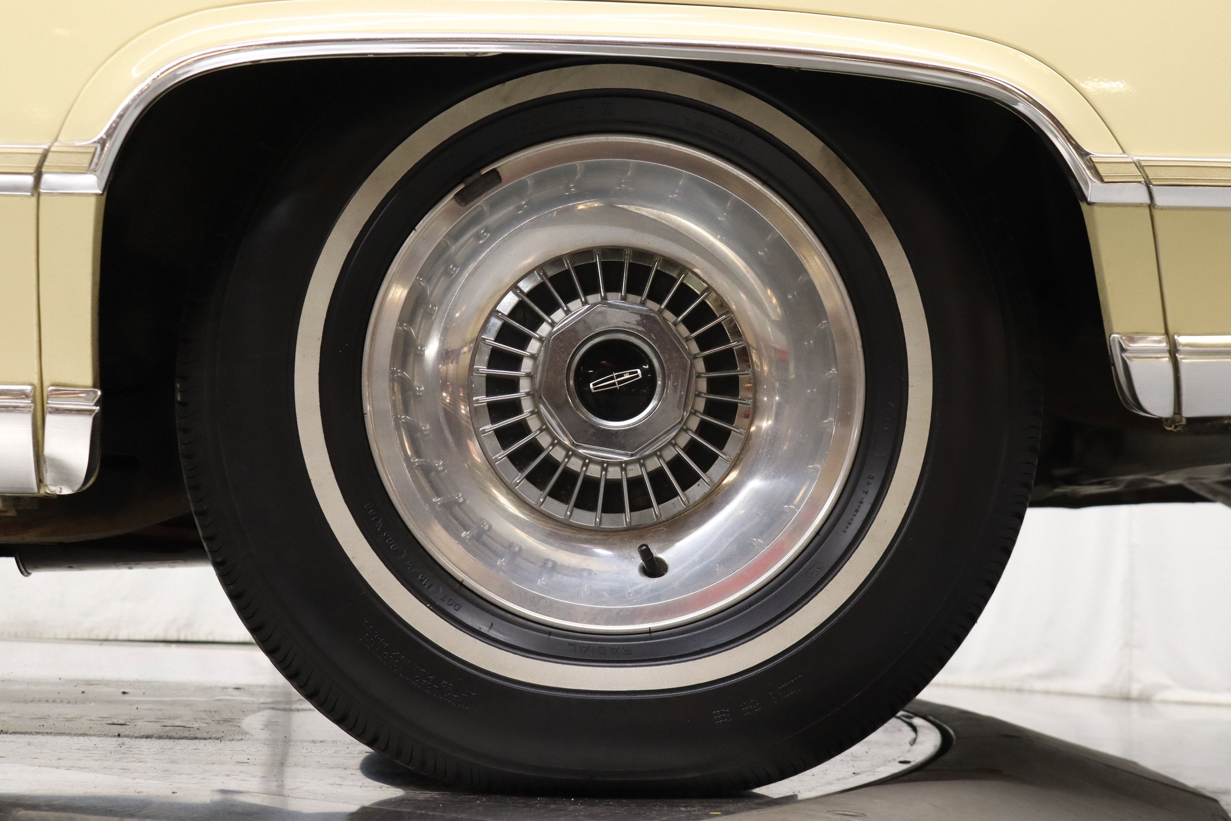 1978 Lincoln Town Car 36